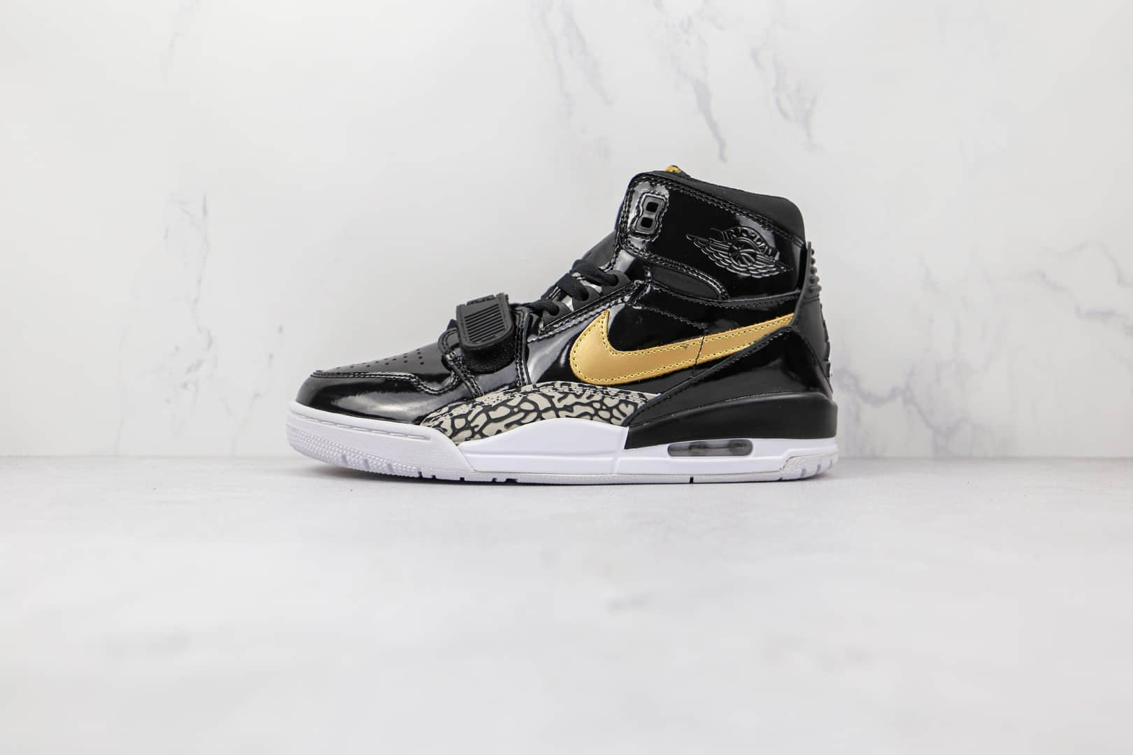 乔丹Air Jordan Legacy 312纯原版本高帮AJ312黑金色篮球鞋原楦头纸板打造 货号：AV3922-007