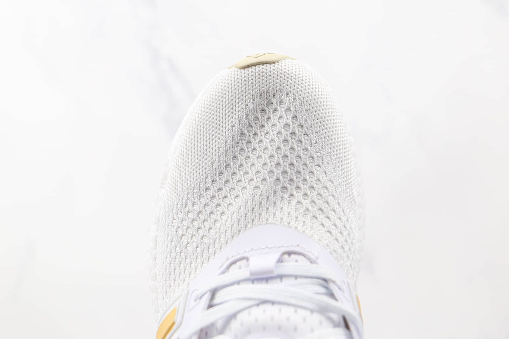 阿迪达斯Adidas EQUIPMENT+纯原版本白黄粉红色EQT爆米花跑鞋原鞋开模一比一 货号：H02754