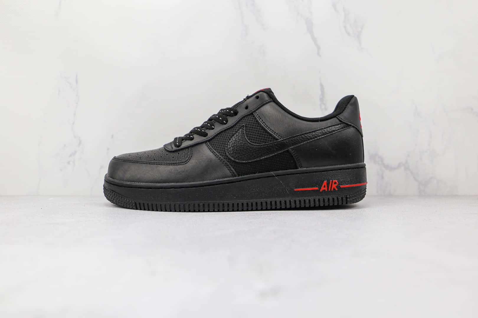 耐克Nike Air Force 1 Low纯原版本空军一号低帮AF1黑红3M反光原标原盒 货号：DO6389-001