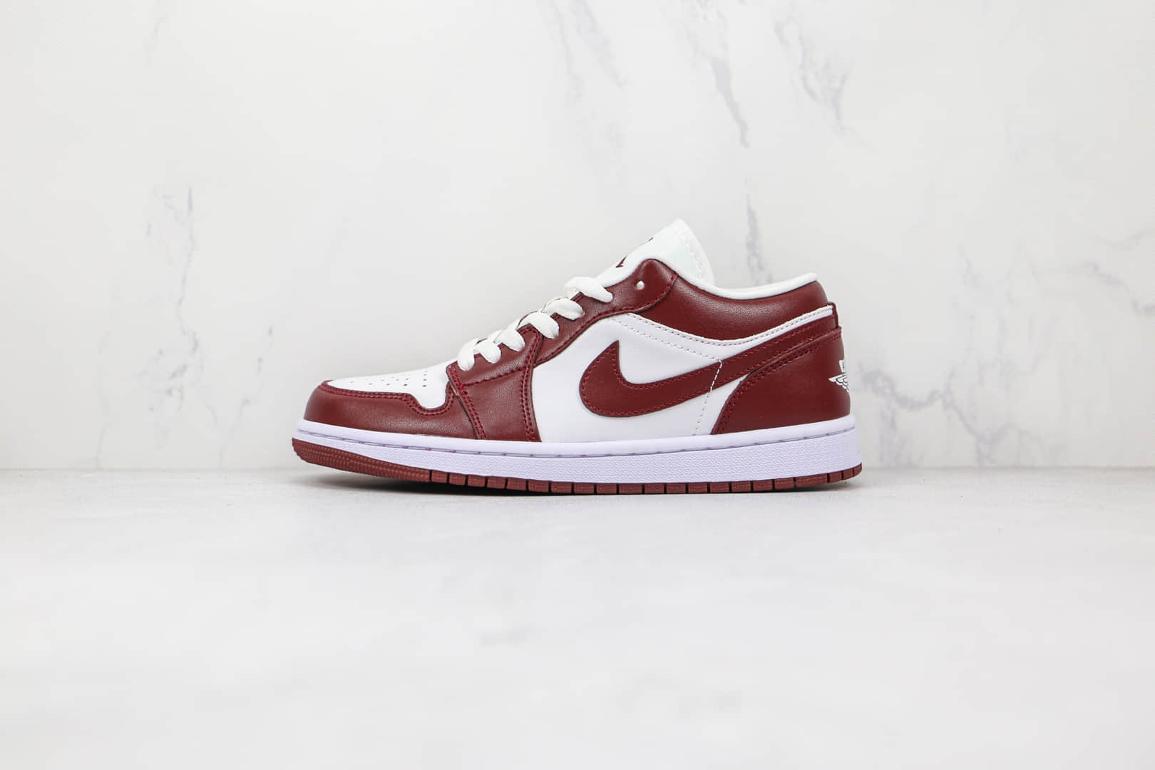 乔丹Air Jordan 1 Low Team Red纯原版本低帮AJ1酒红白色板鞋原档案数据开发 货号：DC0774-116