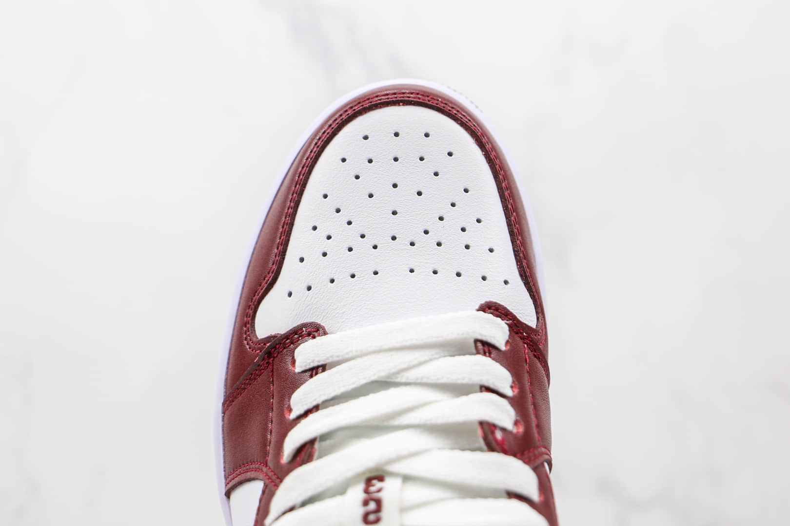 乔丹Air Jordan 1 Low Team Red纯原版本低帮AJ1酒红白色板鞋原档案数据开发 货号：DC0774-116