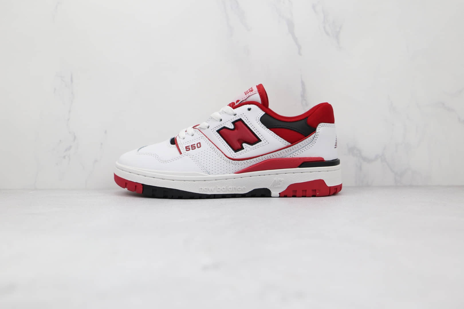 新百伦new balance 550纯原版本白红色复古慢跑鞋原楦头纸板打造 货号：BB550SE1