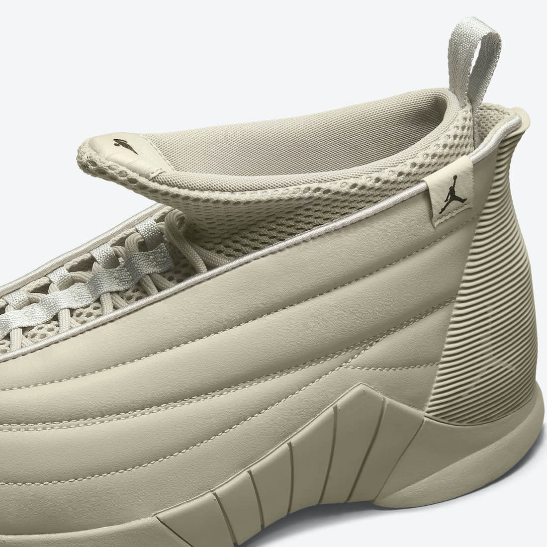 碧梨 x AJ联名月底登场！你选AJ1还是AJ15？