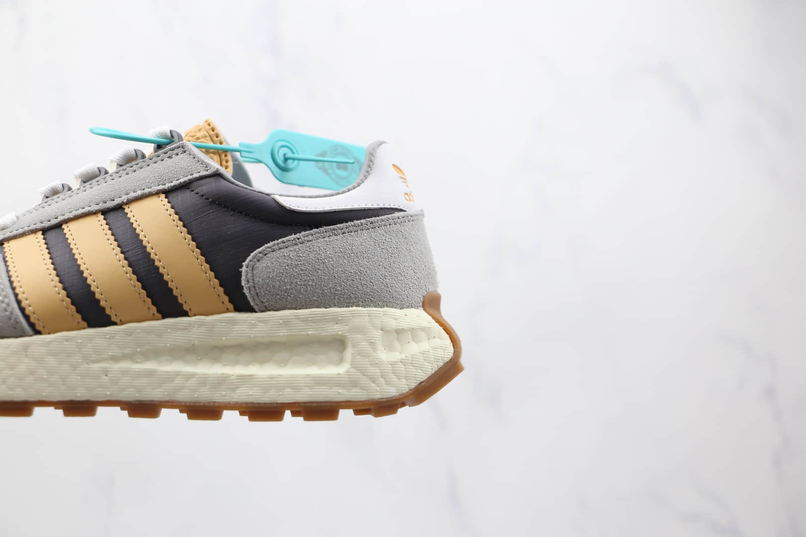 阿迪达斯Adidas RETROPY E5纯原版本三叶草厚底灰白橙色爆米花跑鞋原楦头纸板打造 货号：H03078