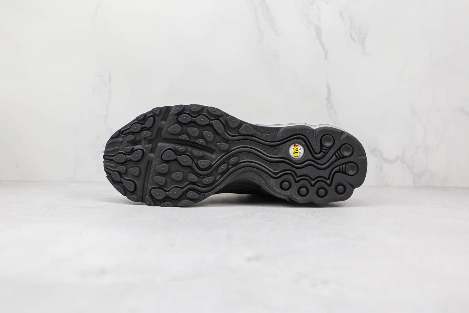 耐克Nike Air Tunched Max Dark Charcoal纯原版本黑色Max复古气垫跑鞋原楦头纸板打造 货号：CV6984-004