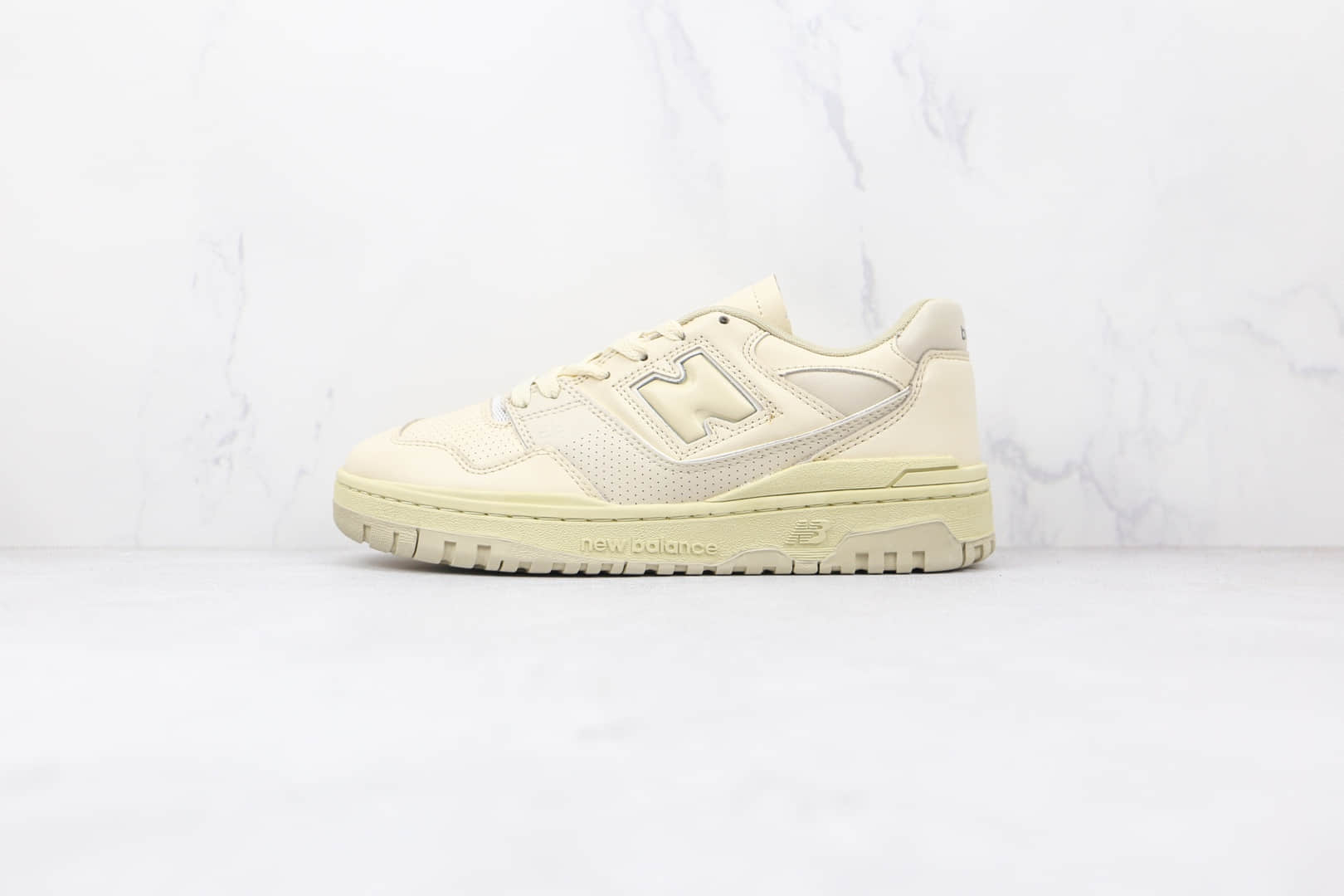 新百伦New balance 550纯原版本复古NB550米色板鞋原楦头纸板打造原盒原标 货号：BB550AR