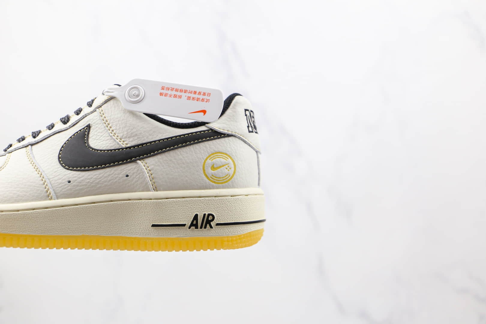 耐克Nike Air Force1 Low纯原版本低帮空军一号NYC洛杉矶快船队生胶底配色板鞋内置气垫 货号：CH1808-008