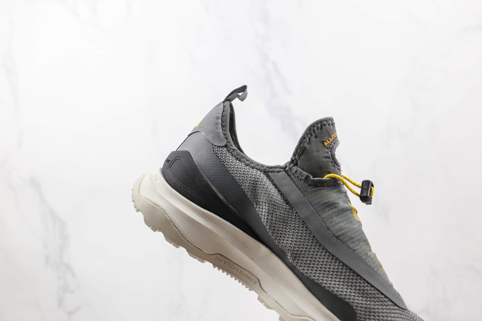 耐克Nike ACG Zoom Air AO纯原版本灰黄色ACG户外登山鞋原盒原标 货号：CT2898-002