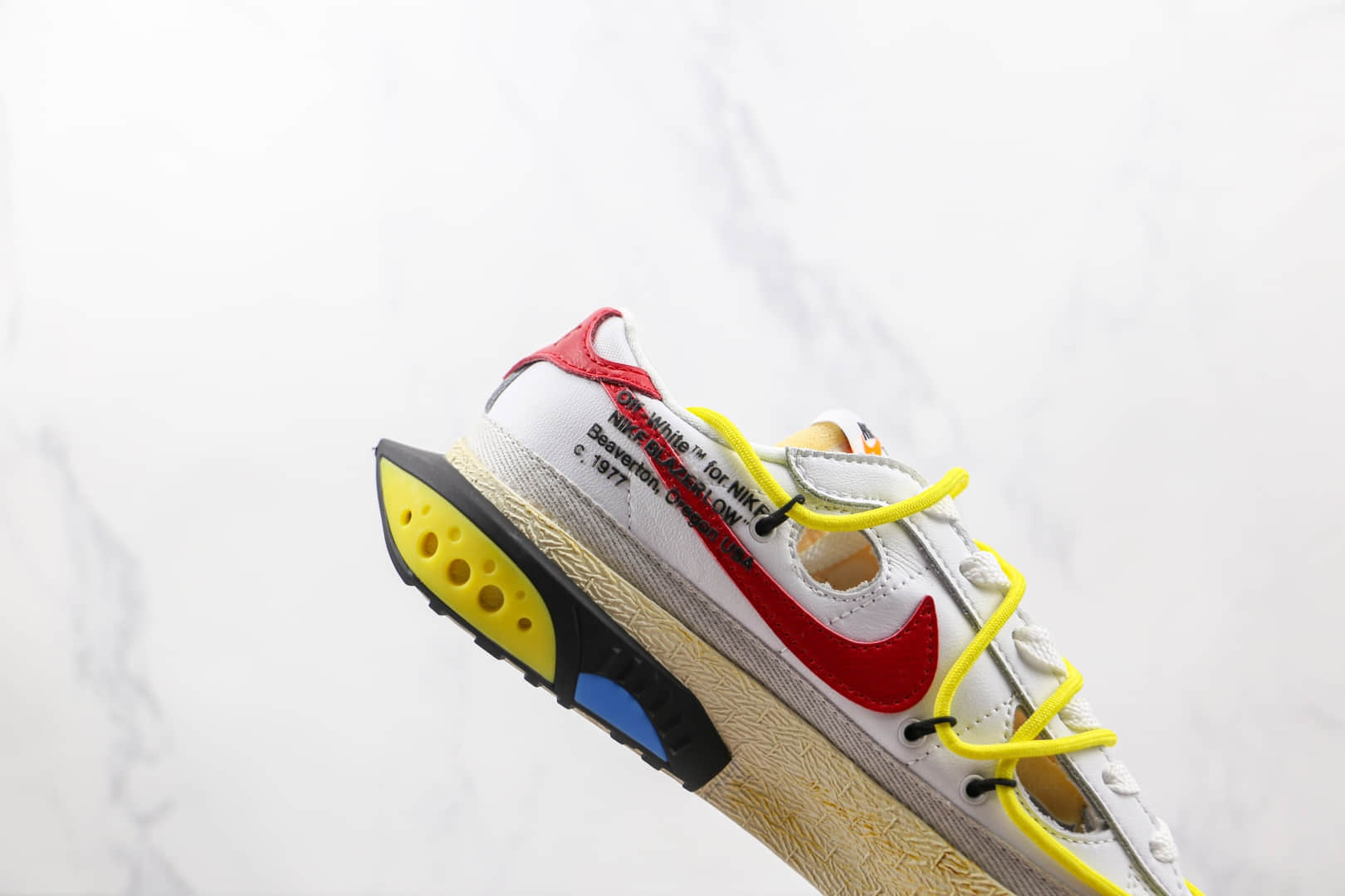 耐克Nike Blazer Low x Off-White联名款纯原版本白红黄绑带低帮开拓者板鞋原盒原标 货号：DH7863-100