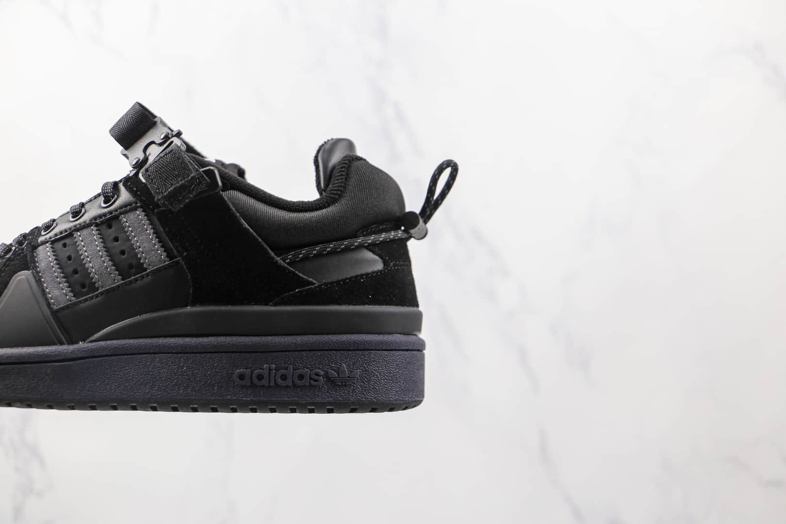 阿迪达斯Adidas Forum Low x Bad Bunny联名款纯原版本低帮黑色黑兔板鞋原档案数据开发 货号：GW5021