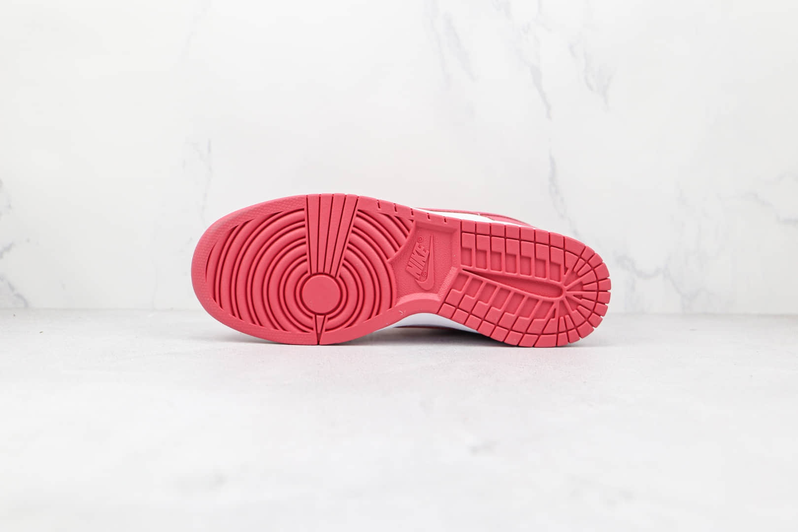 耐克Nike SB Dunk Low纯原版本低帮SB DUNK玫红色板鞋原档案数据开发 货号：DD1503-111