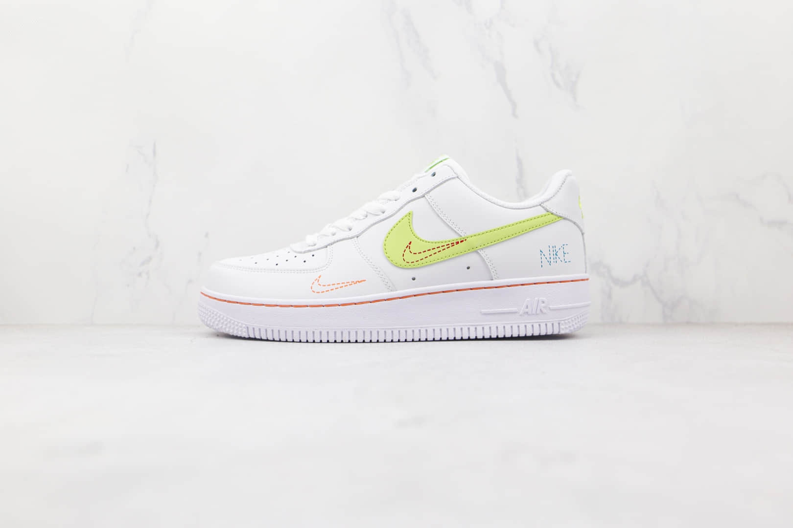 耐克Nike Air Force1'07纯原版本低帮空军一号白青绿色叠勾板鞋原档案数据开发 货号：DN8000-100