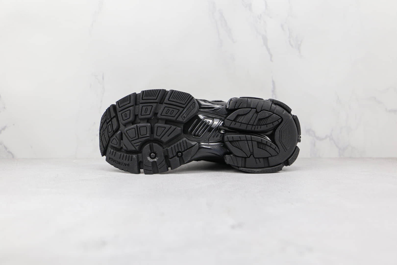 巴黎世家Balenciaga Runner纯原版本七代黑色复古做旧老爹鞋原档案数据开发原盒原标