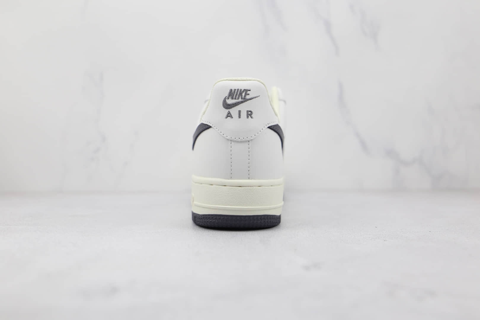 耐克Nike Air Force 1 Low 07纯原版本低帮空军一号奶咖灰色炫彩勾板鞋原楦头纸板打造 货号：DA0099-109