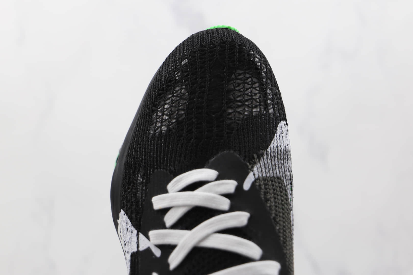耐克Nike Air Zoom Tempo NEXT% x Off White联名款纯原版本黑绿色钉钉鞋原档案数据开发 货号：CV0697-001