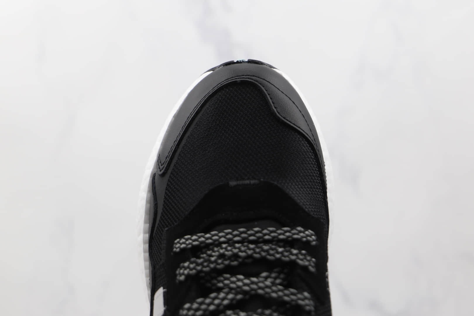 阿迪达斯Adidas Nite Jogger 2021 Boost纯原版本三叶草夜行者一代黑白色爆米花跑鞋原盒原标 货号：FW6687