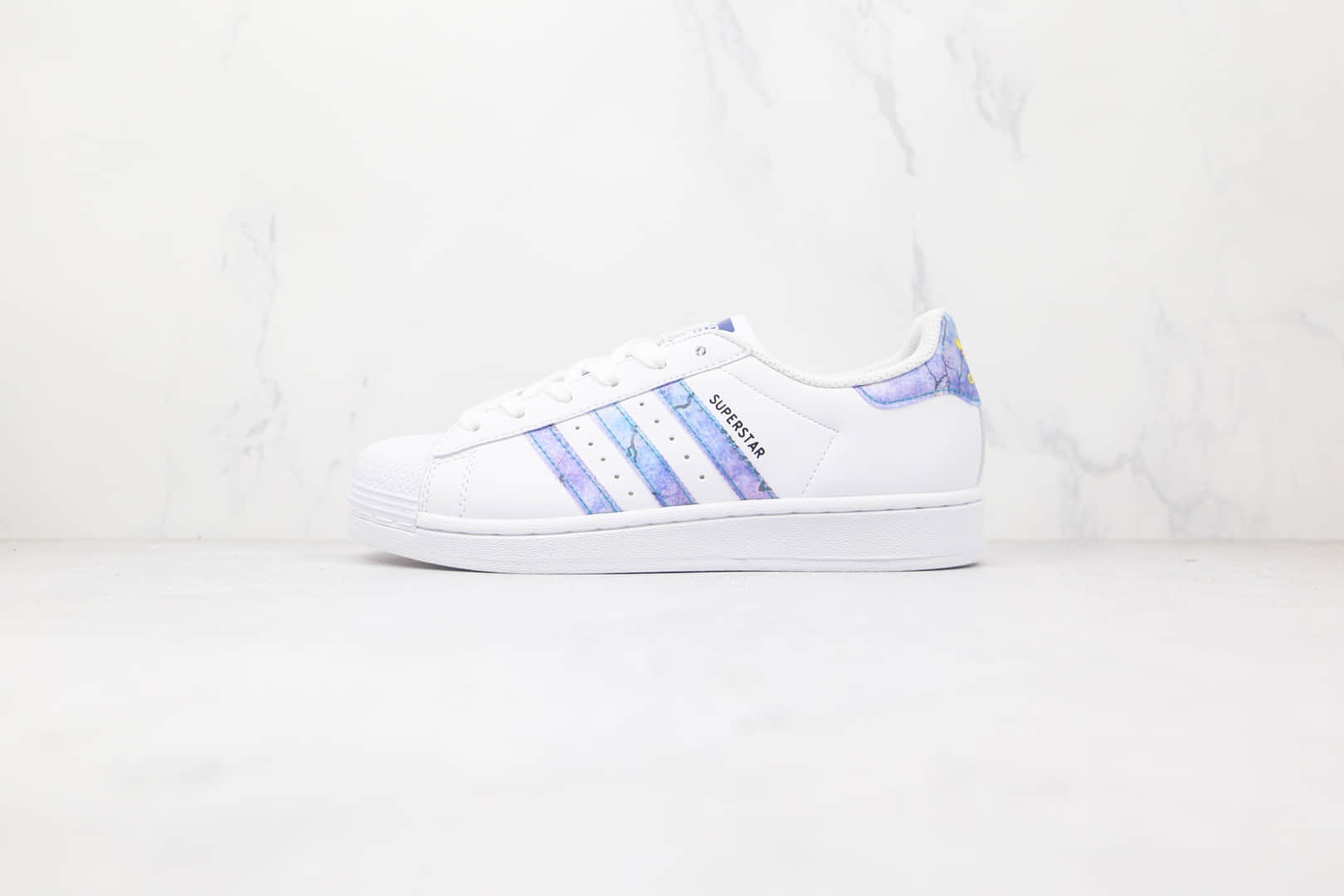 阿迪达斯adidas Superstar Abalone纯原版本三叶草贝壳头白蓝紫色蓝绿紫渐变激光镭射板鞋原档案数据开发 货号：GZ5217