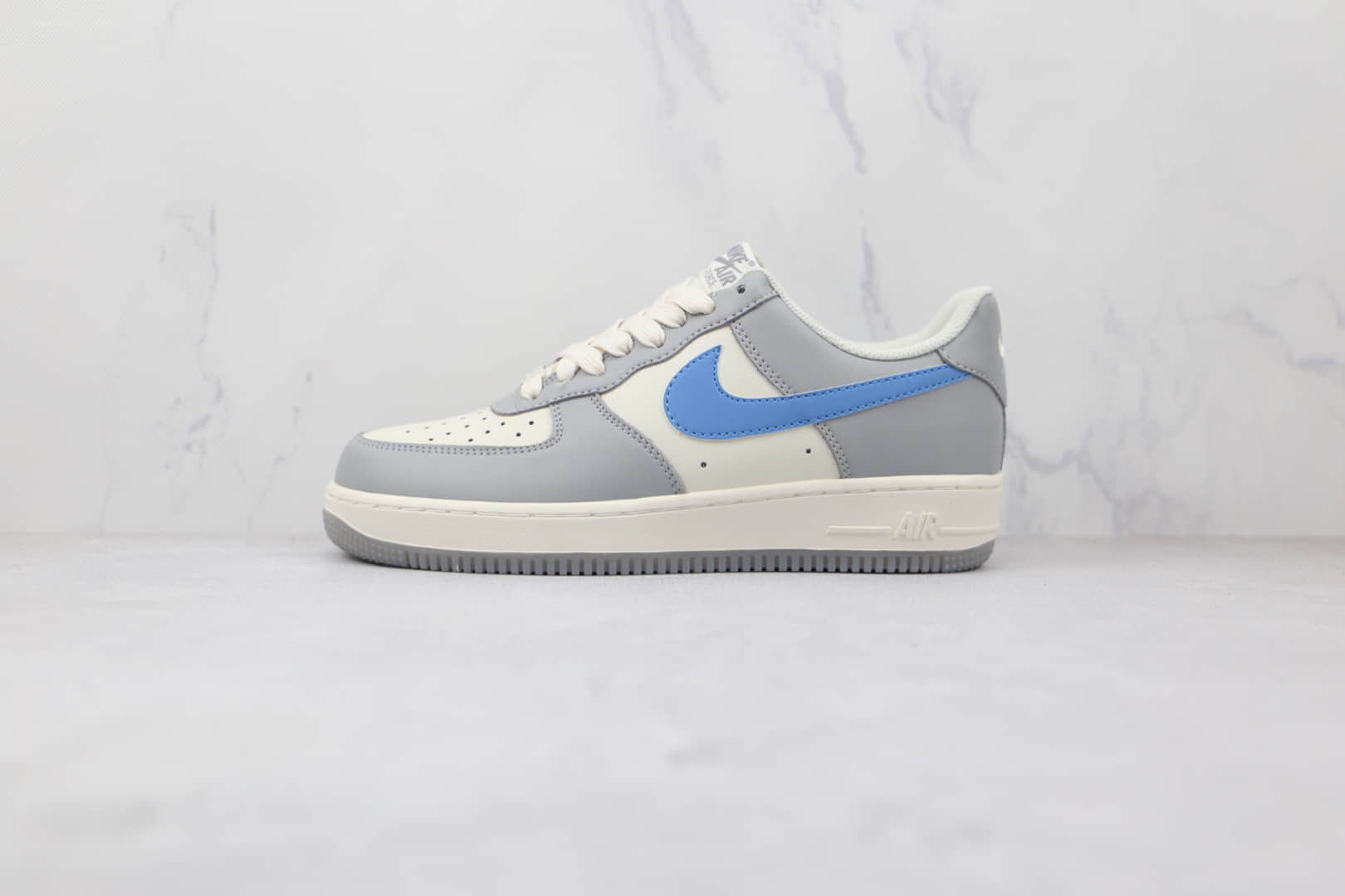 耐克Nike Air Force 1 Low纯原版本低帮空军一号白灰蓝色板鞋内置气垫 货号：DH2296-668