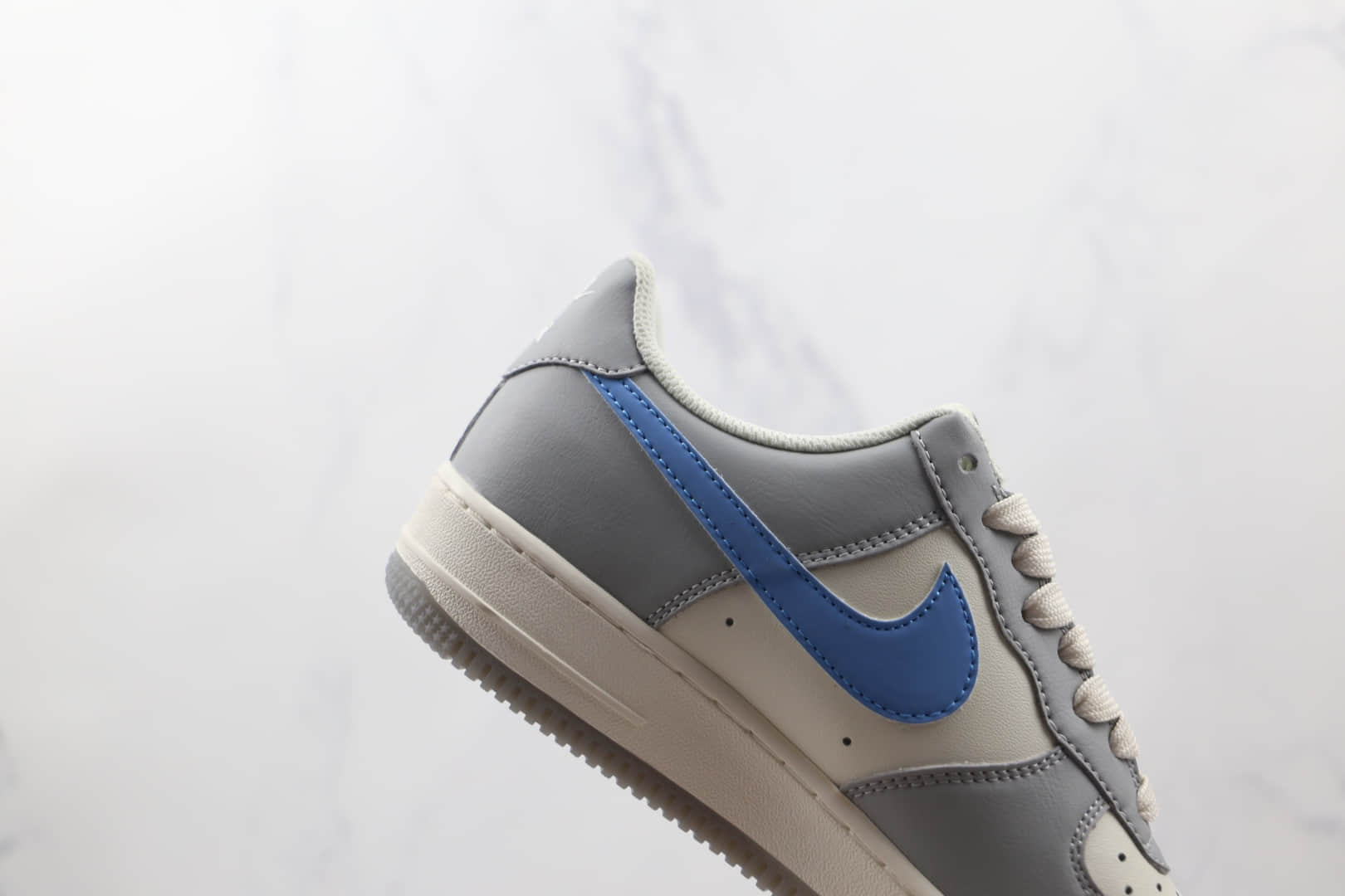 耐克Nike Air Force 1 Low纯原版本低帮空军一号白灰蓝色板鞋内置气垫 货号：DH2296-668