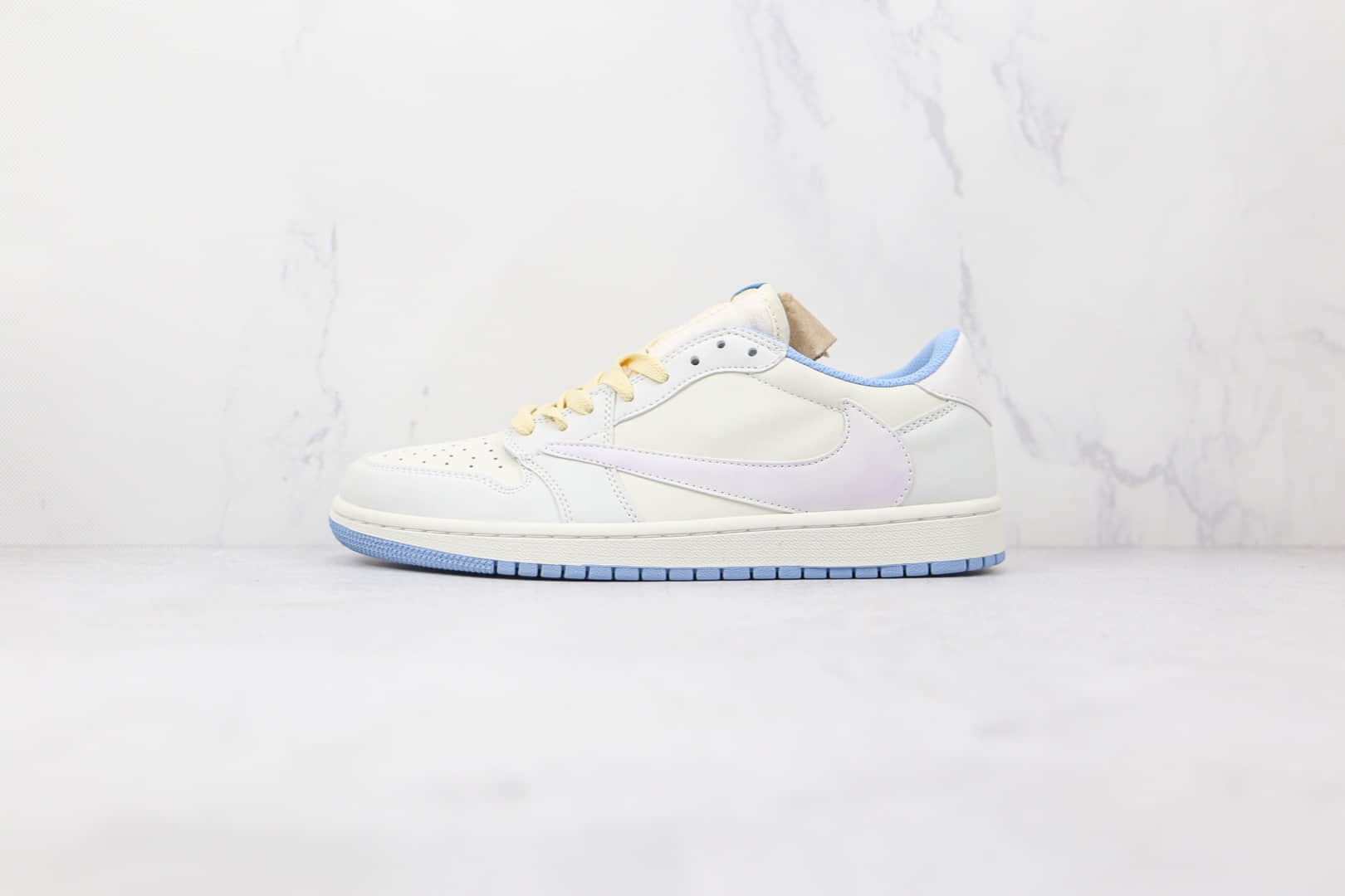 乔丹Air Jordan 1 Low Military Blue x Travis Scott x Fragment三方联名款纯原版本低帮AJ1倒勾米白蓝色热成像板鞋原盒原标 货号：DM7866-148