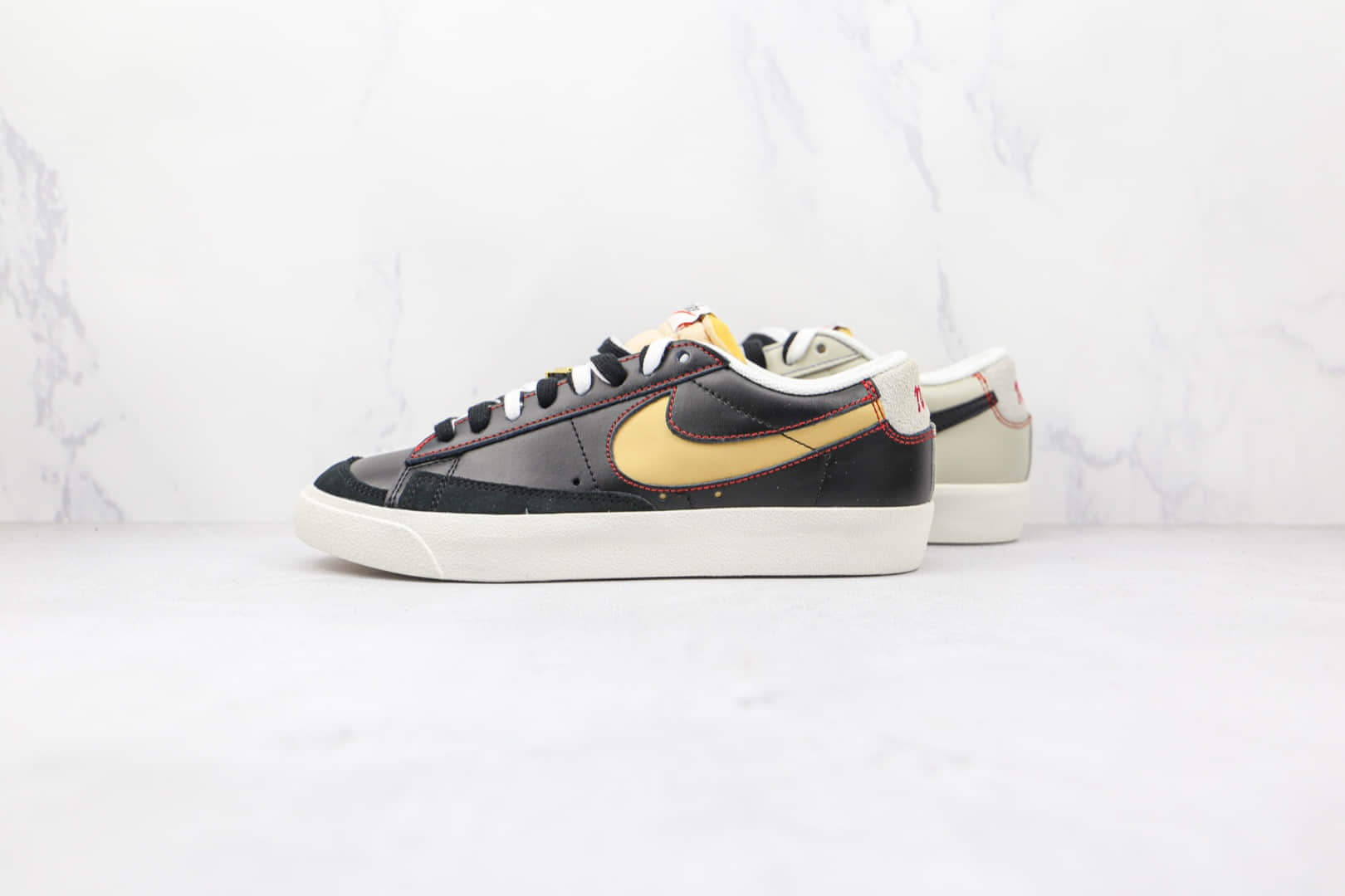 耐克NIKE Blazer LOW 77 PRM纯原版本低帮开拓者阴阳双面黑金灰黑鸳鸯色板鞋原鞋开模一比一打造 货号：DH4370-001