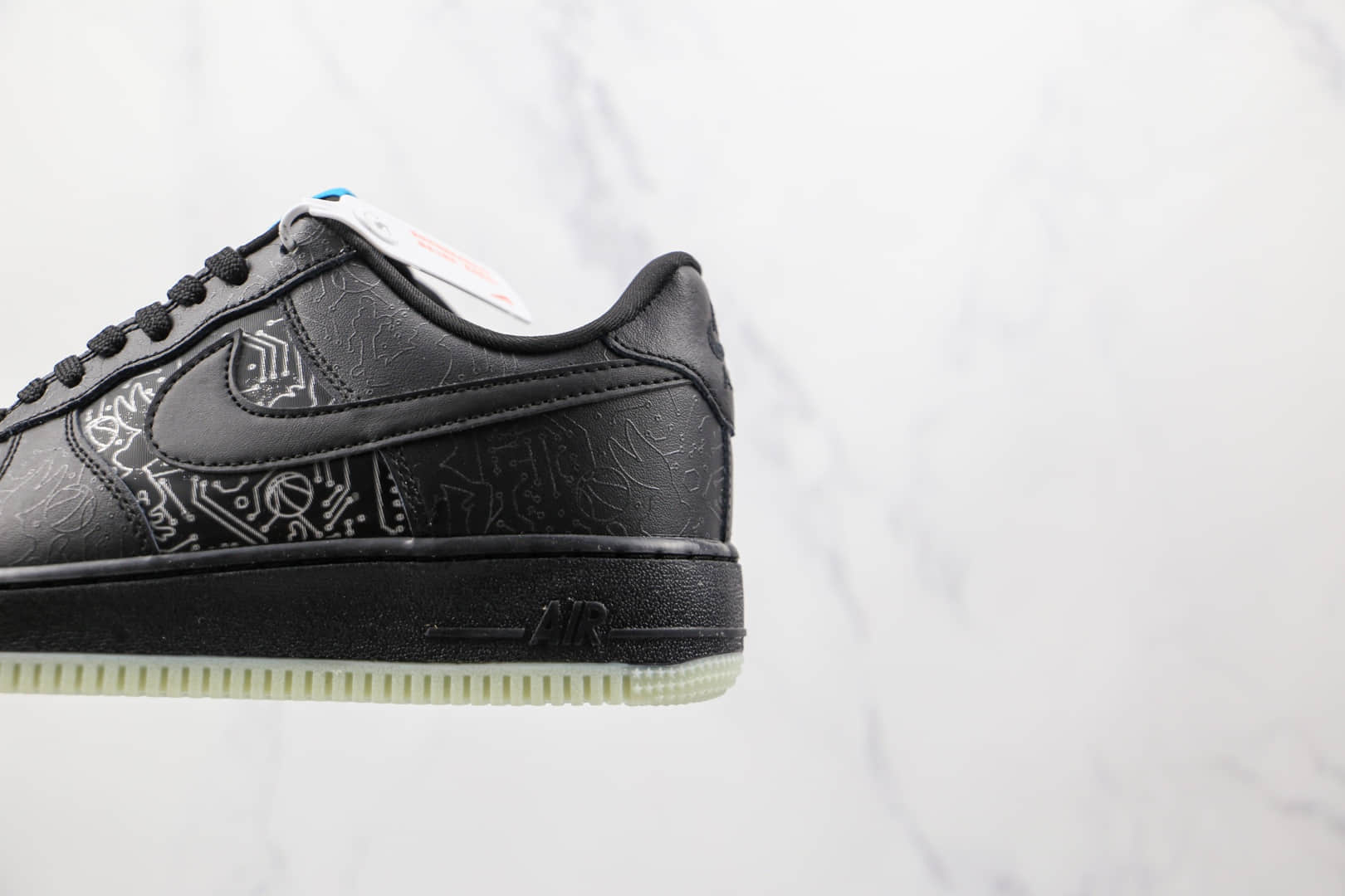 耐克Nike Air Force 1 Low Computer Chip x Space Jam联名款纯原版本低帮空军一号夜光黑印花板鞋内置气垫 货号：DH5354-001