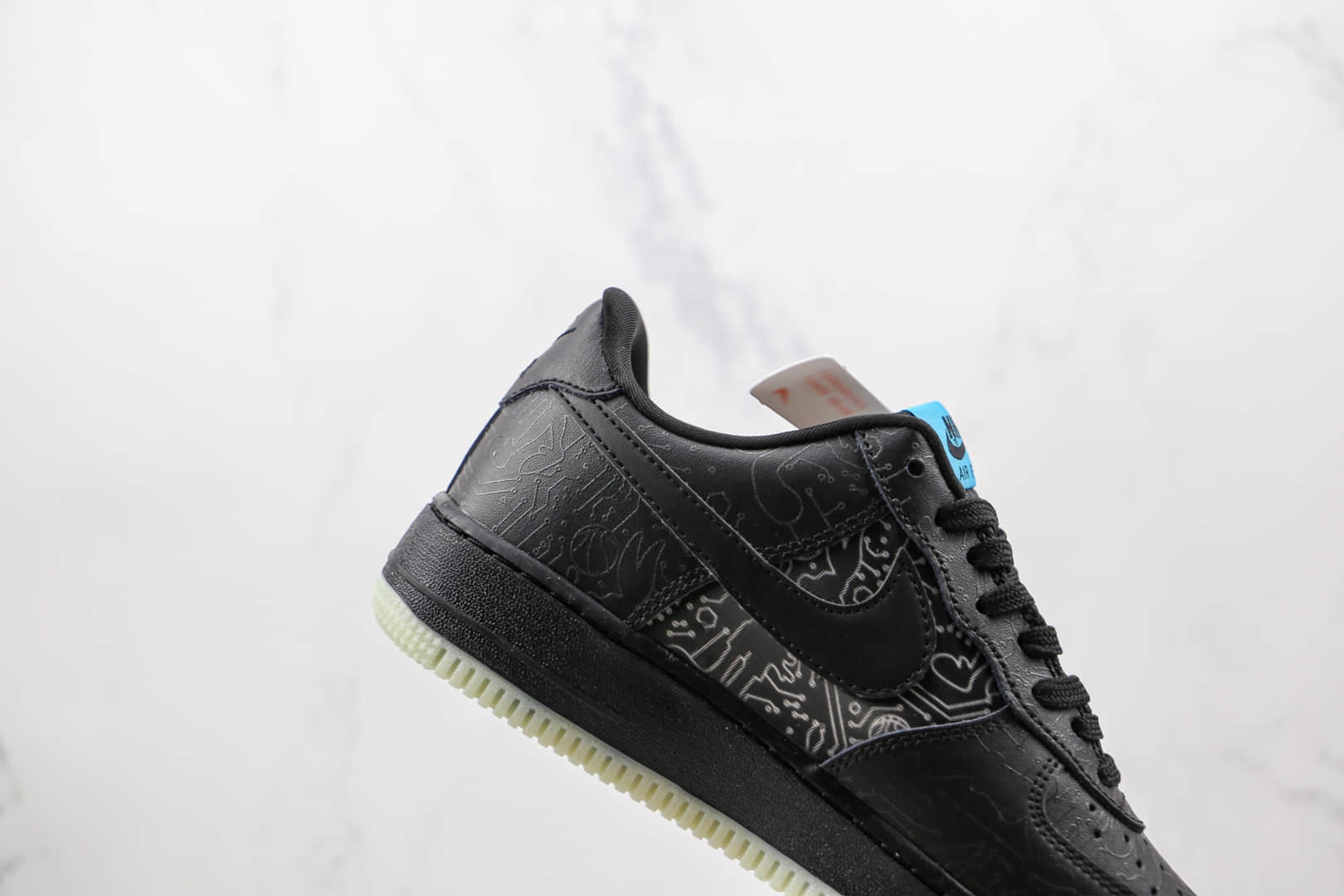 耐克Nike Air Force 1 Low Computer Chip x Space Jam联名款纯原版本低帮空军一号夜光黑印花板鞋内置气垫 货号：DH5354-001