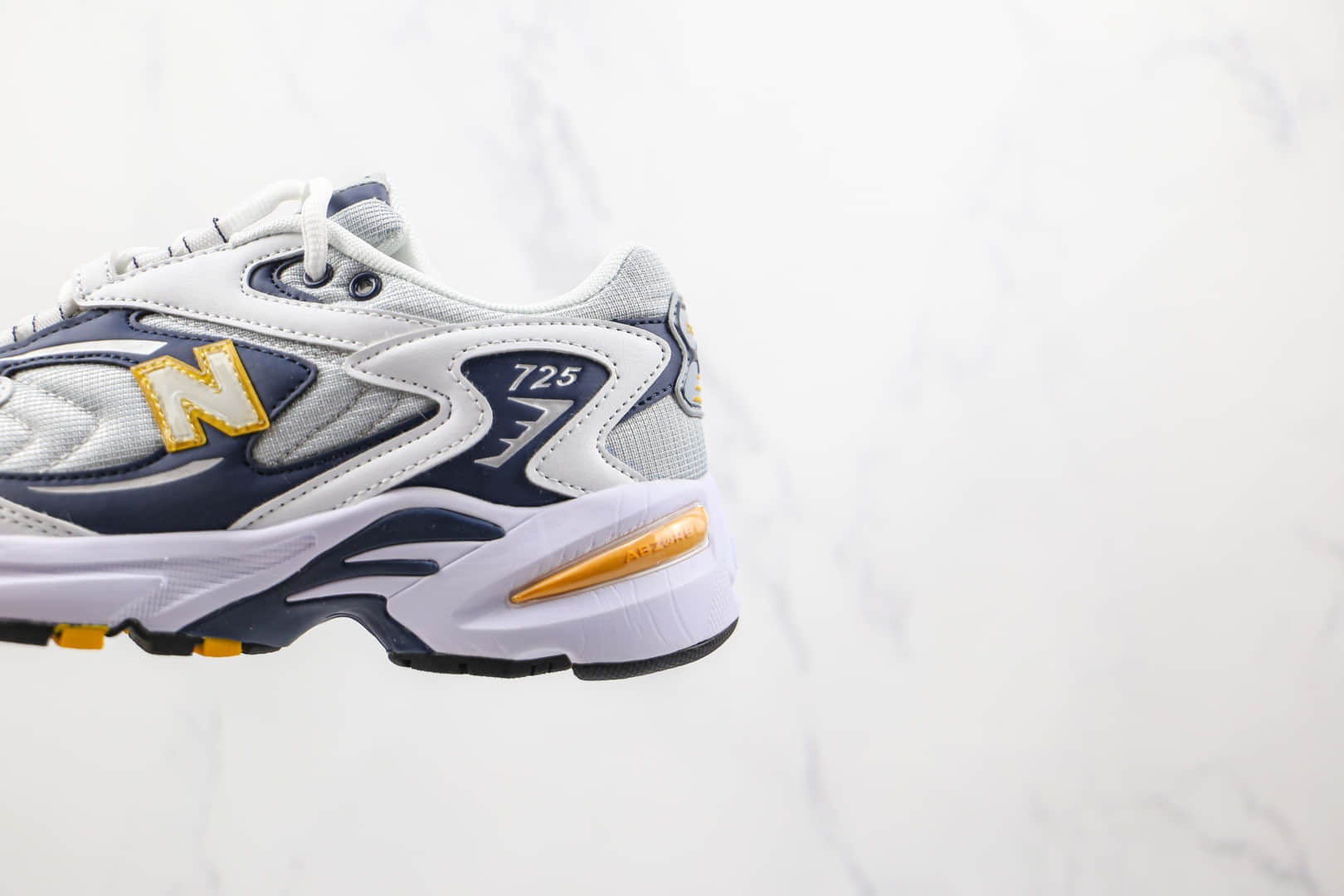 新百伦New Balance 725纯原版本蓝白色NB725李知恩同款老爹鞋原楦头纸板打造 货号：ML725A