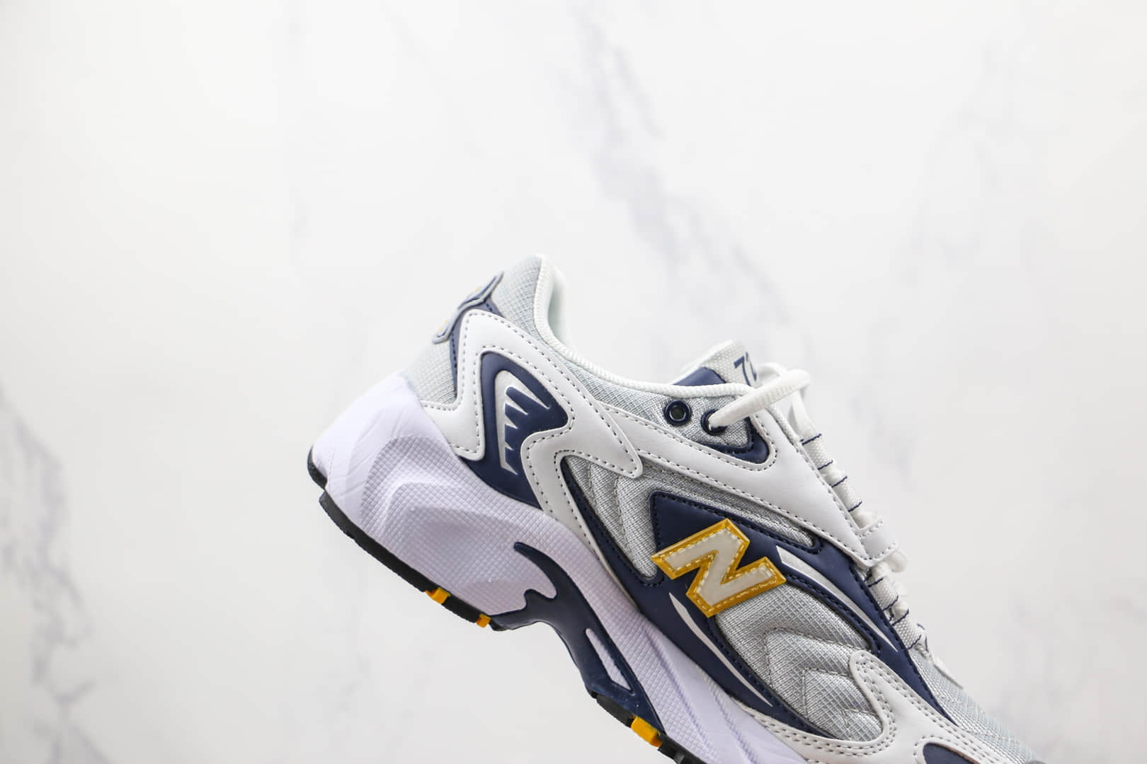 新百伦New Balance 725纯原版本蓝白色NB725李知恩同款老爹鞋原楦头纸板打造 货号：ML725A