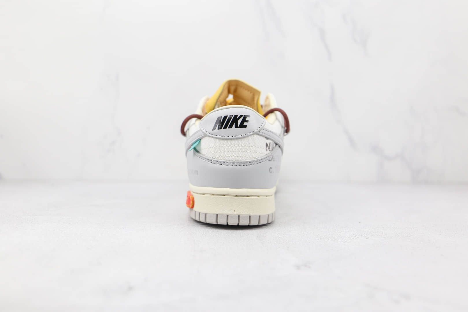 耐克Nike Dunk Low 50 x Off-White联名款纯原版本低帮OW DUNK皮面灰白褐色板鞋原盒原标 货号：DM1602-102