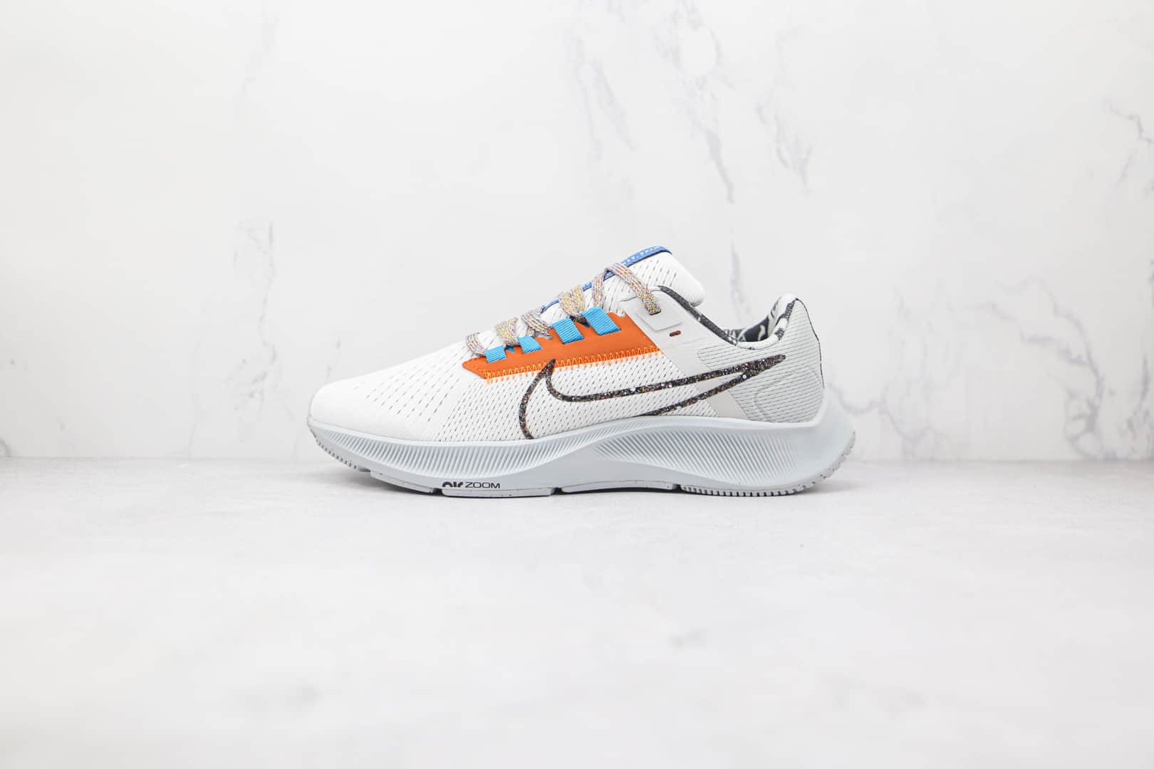 耐克Nike Air Zoom Pegasus 38纯原版本登月38代白橙蓝色慢跑鞋原盒原标 货号：DC4520-100