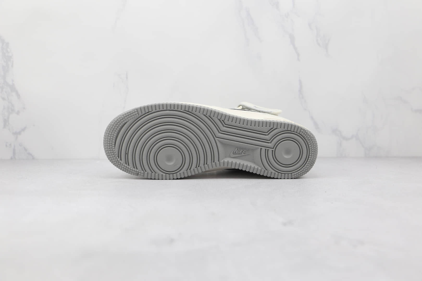 耐克Nike Air Force 1 Low NYC x Kith联名款纯原版本中帮空军一号白灰色满天星板鞋原鞋开模一比一打造 货号：CH1808-009