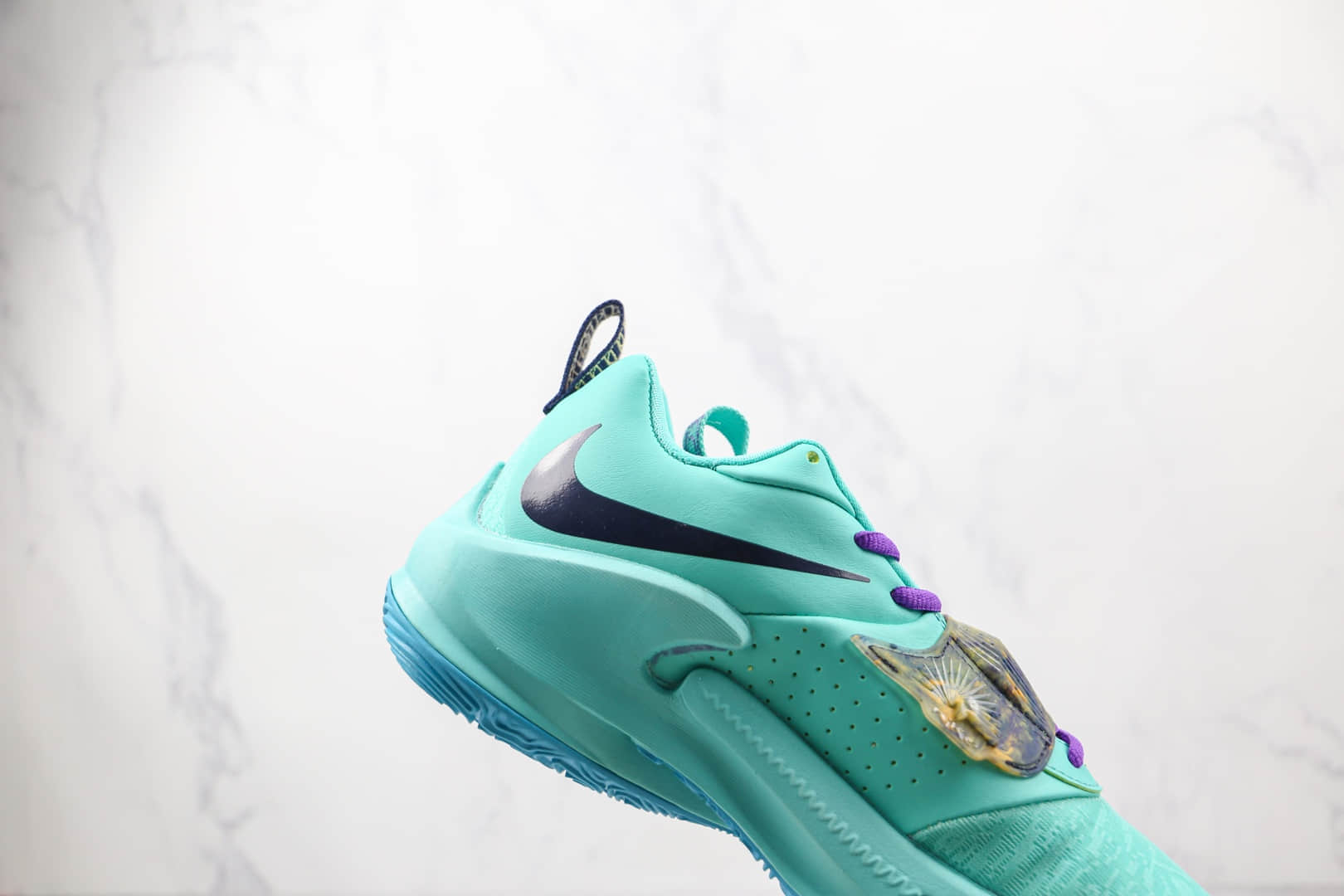 耐克Nike Zoom Freak 3 EP纯原版本字母哥三代绿色实战篮球鞋原楦头纸板打造 货号：DA0695-400
