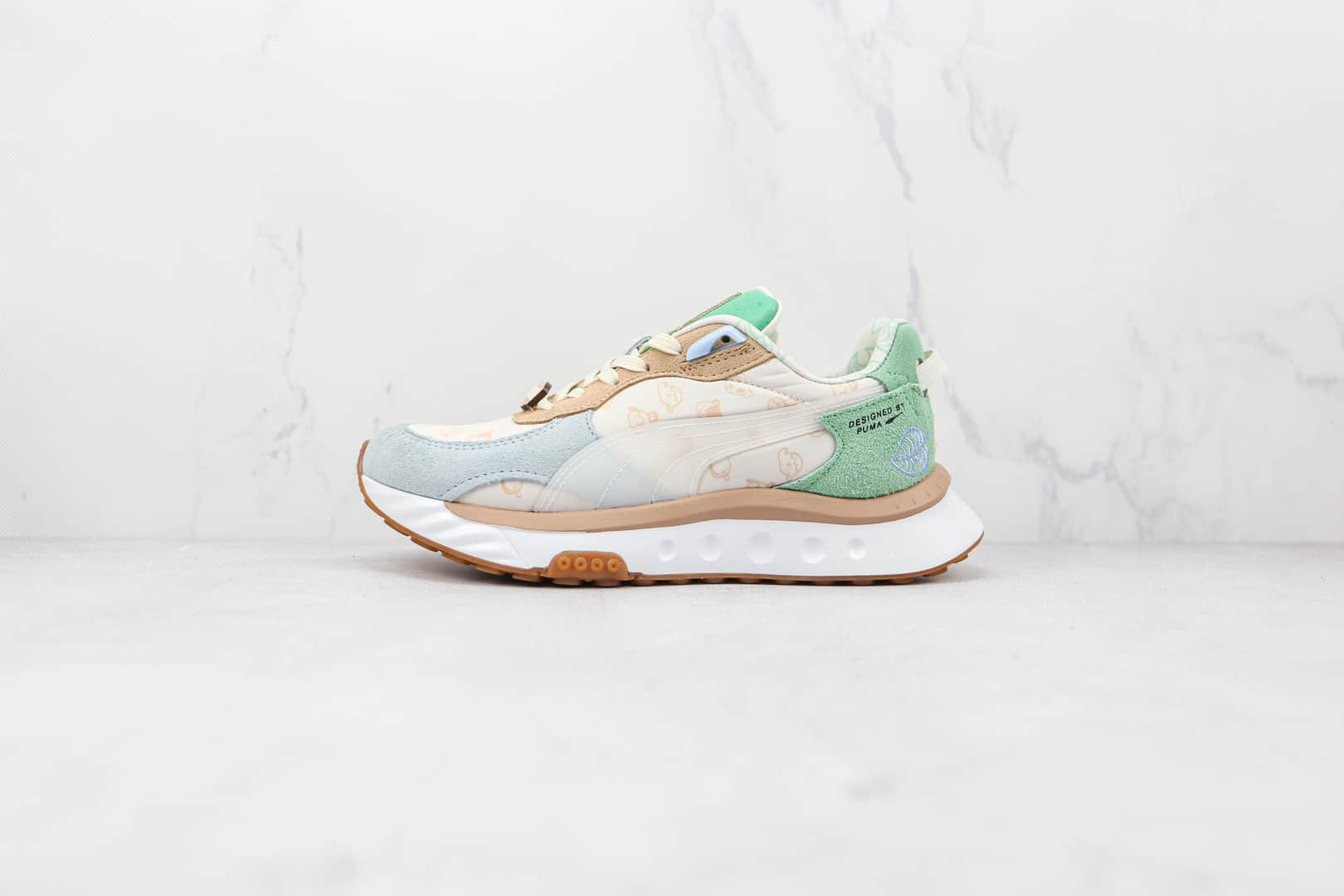 彪马PUMA X Animal Crossing联名款纯原版本动物森友会图案跑鞋原盒原标 货号：382961-01