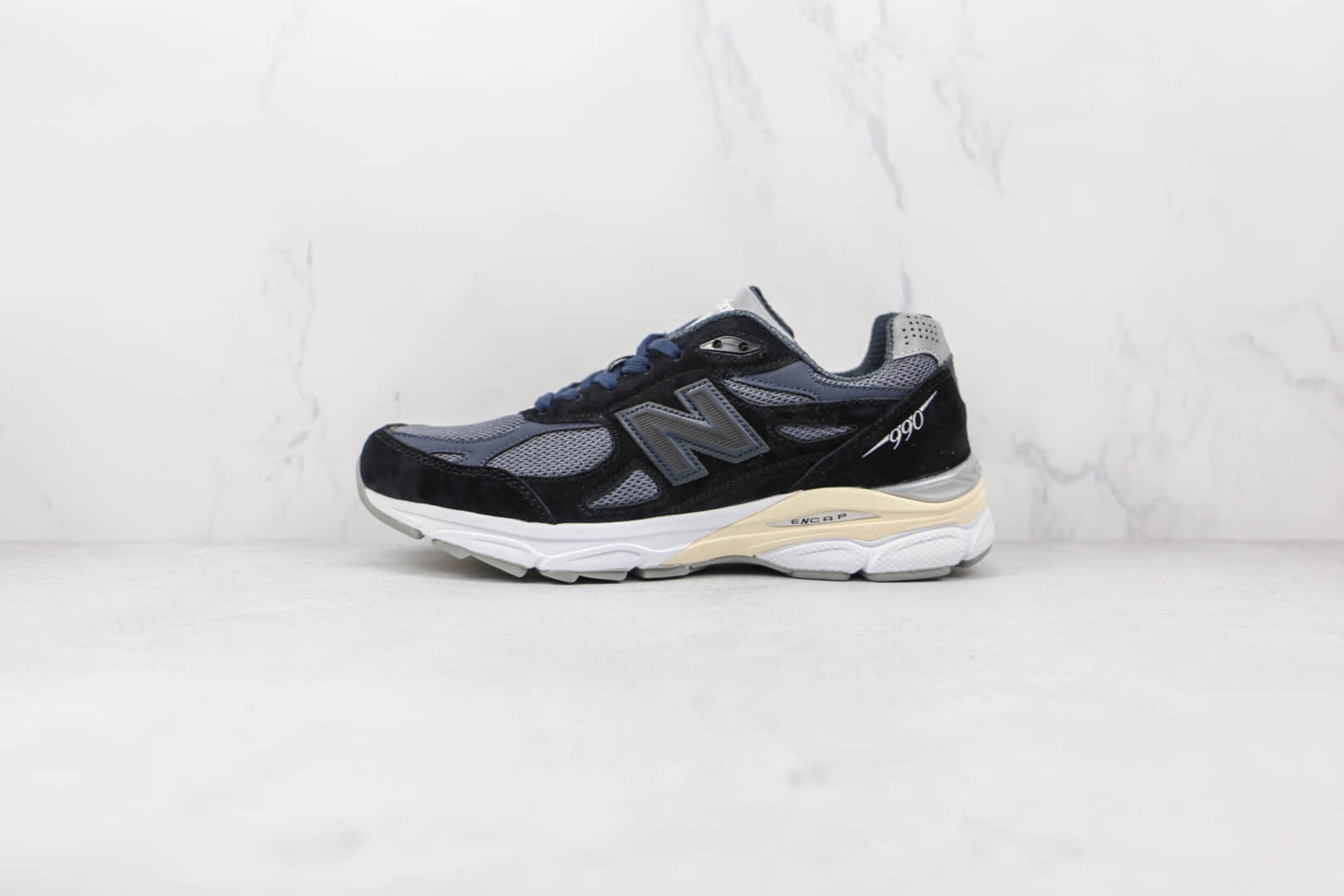 新百伦NEW BALANCE 990 V3纯原版本美产复古藏青色慢跑鞋原楦头纸板打造 货号：M990KI3