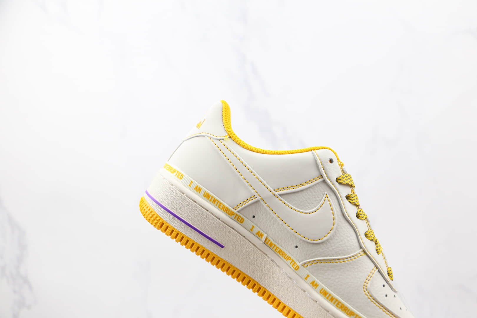 耐克Nike Air Force 1‘07纯原版本低帮空军一号紫金湖人黄紫色3M反光板鞋内置气垫 货号：DW8802-605