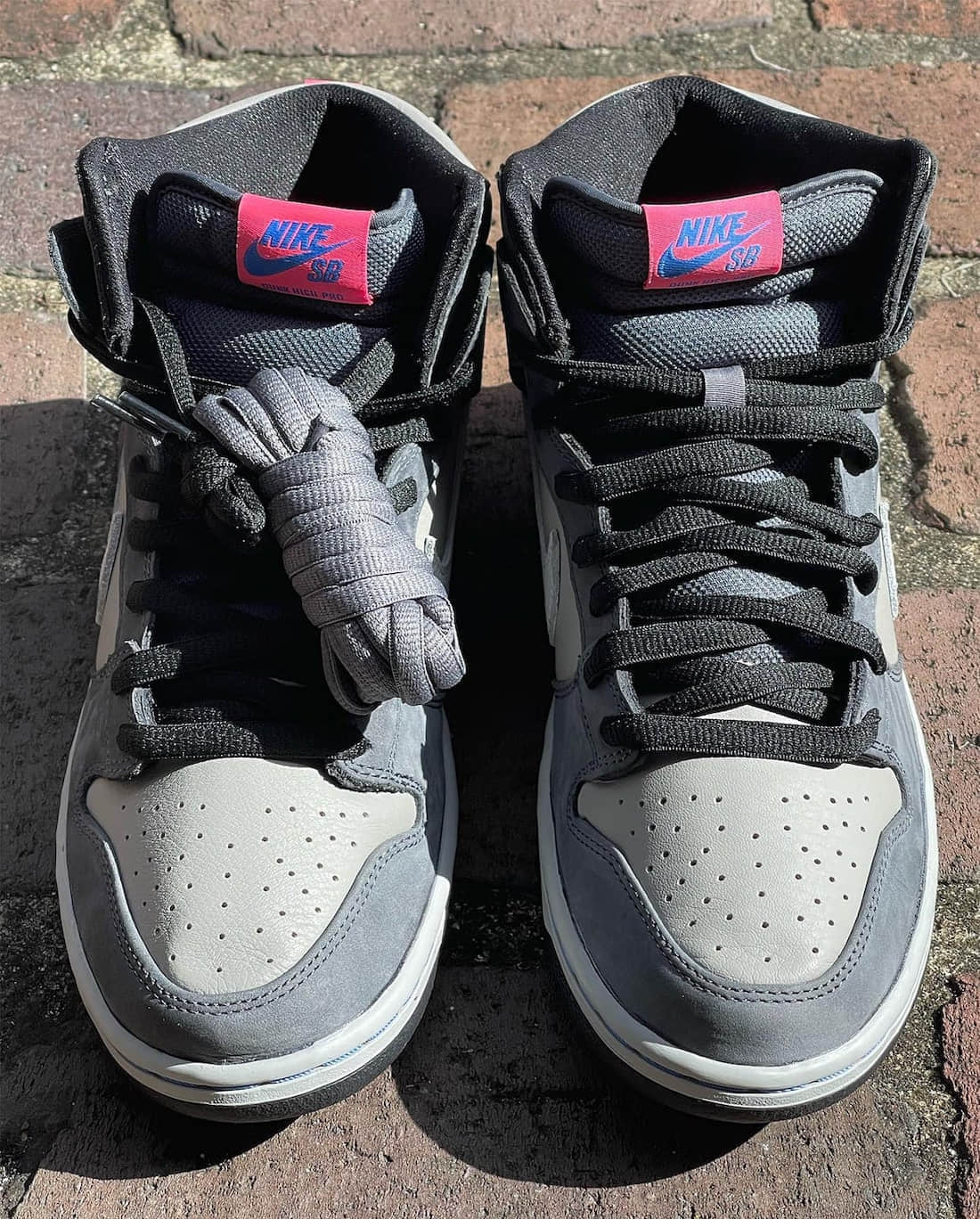 全新Nike SB Dunk Hi实物曝光！质感出色！ 货号：DJ9800-001