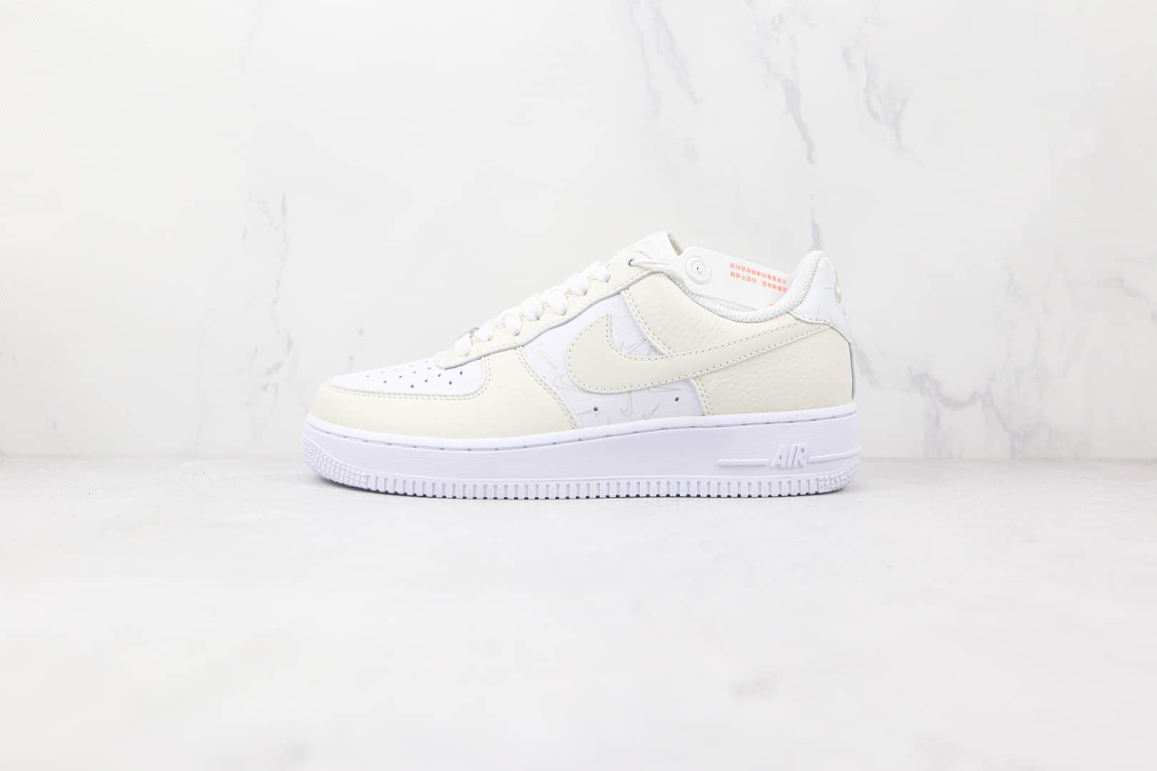 耐克Nike Air Force 1‘07纯原版本低帮空军一号米黄色小钩印花板鞋原楦头纸板打造 货号：DR7857-100