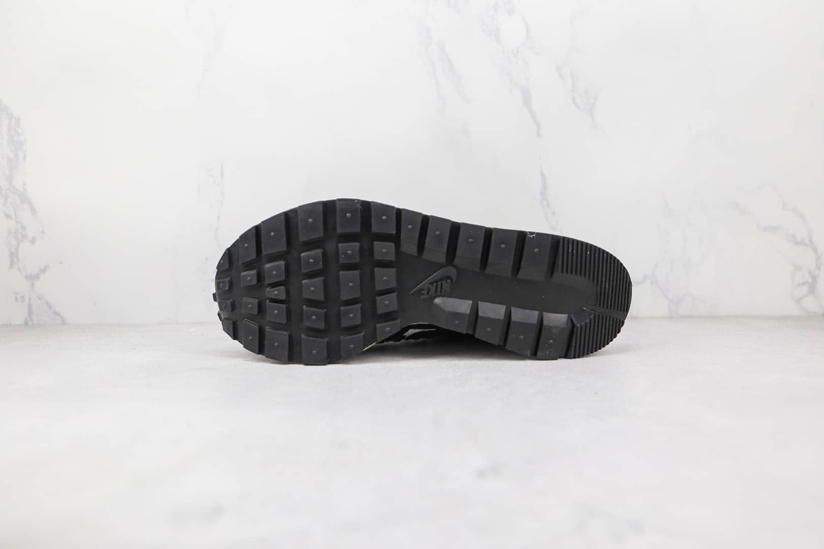 耐克Nike VaporWaffle Black WSD x sacai x Jean Paul Gaultier纯原版本三方联名款中帮黑白色缝合老爹鞋原档案数据开发 货号：DH9186-001