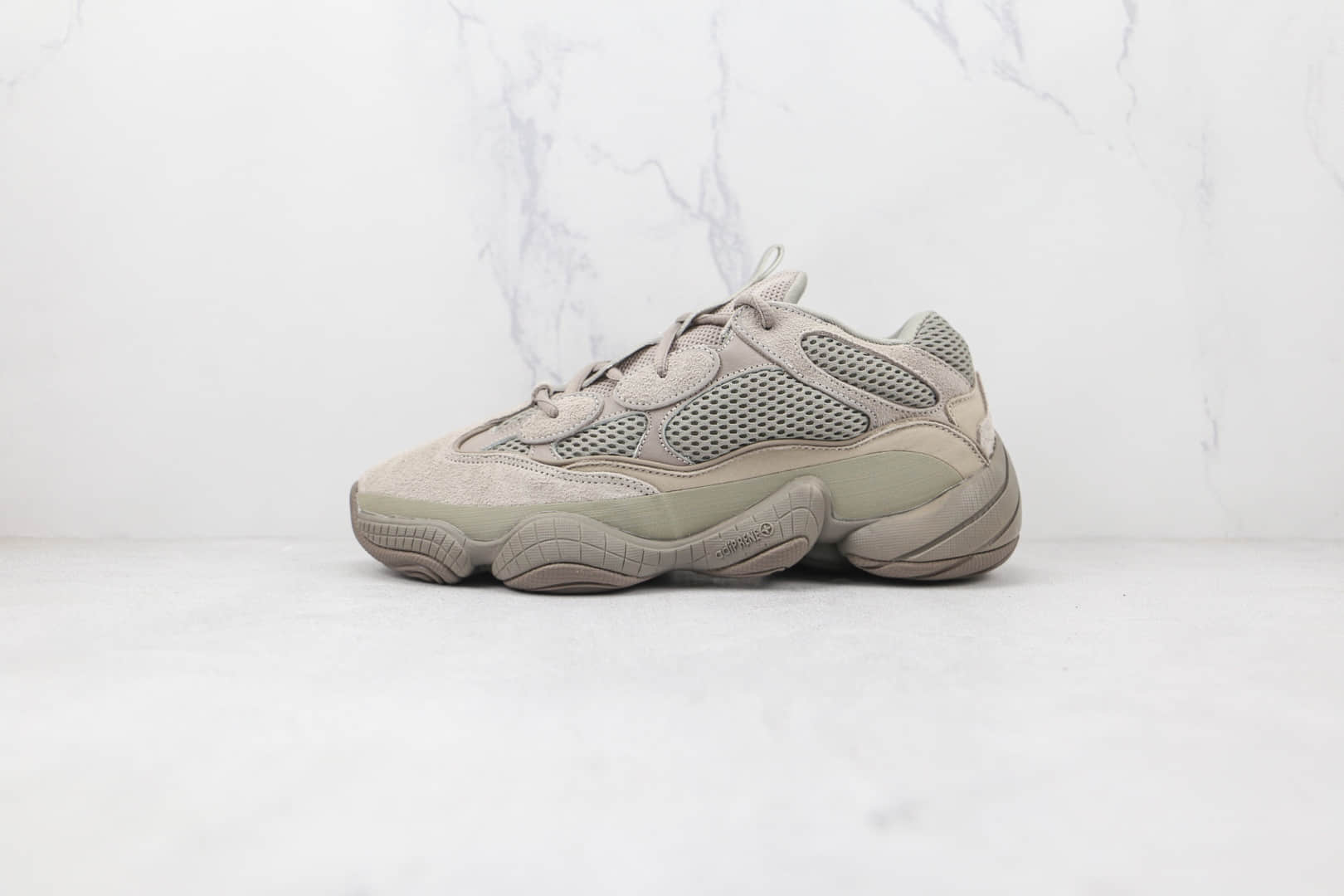 阿迪达斯Adidas Yeezy 500纯原版本侃爷同款椰子500灰色老爹鞋原楦头纸板打造 货号：GX3607