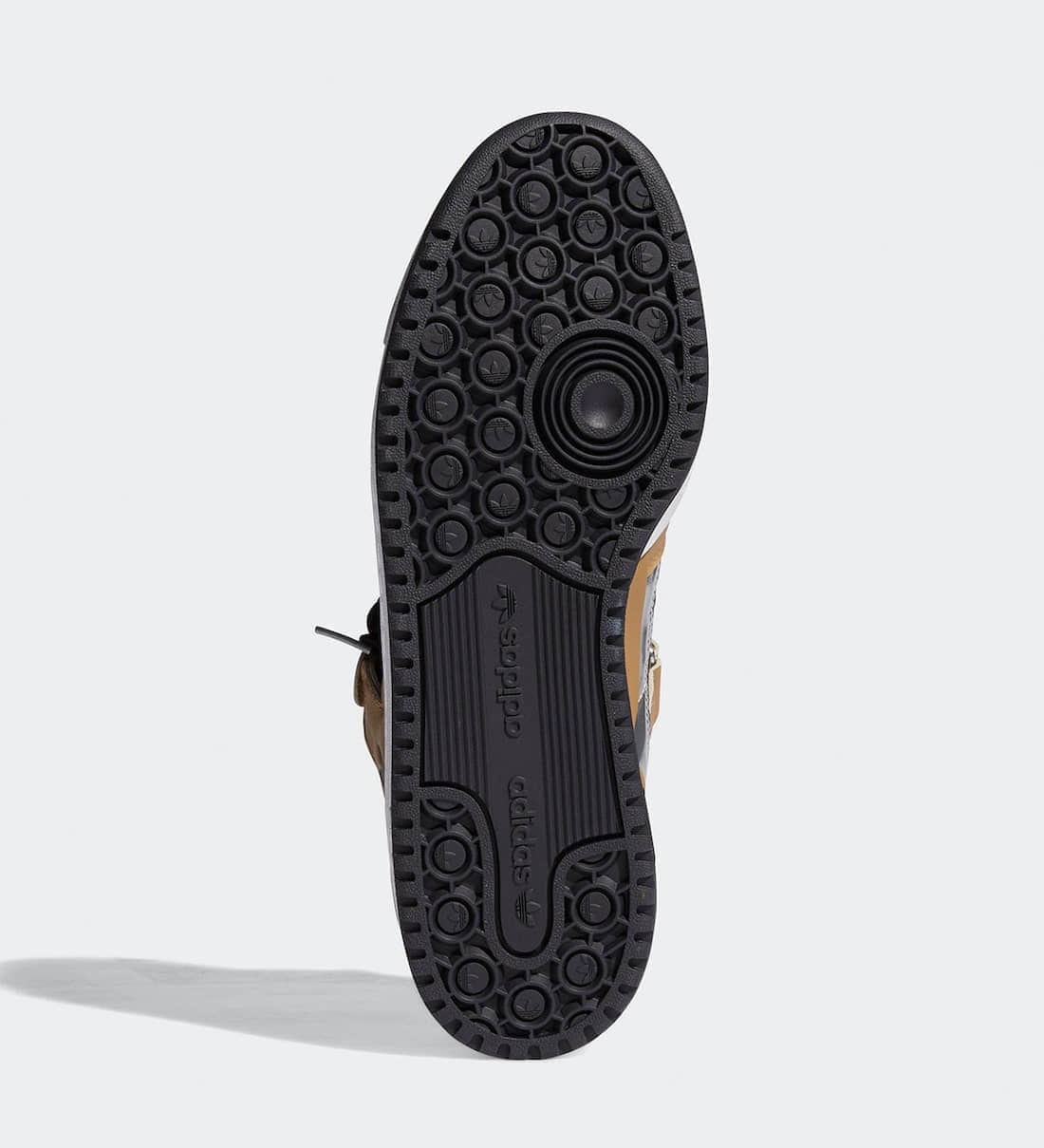 卡通机器人鞋舌！全新《南方公园》 x adidas联名官图释出！ 货号：GY6475