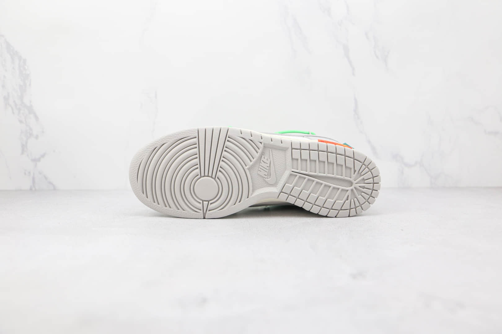 耐克Nike Dunk Low 50 x Off-White联名款纯原版本低帮皮面灰白绿色橙黄色标“2650”板鞋原盒原标 货号：DM1602-116