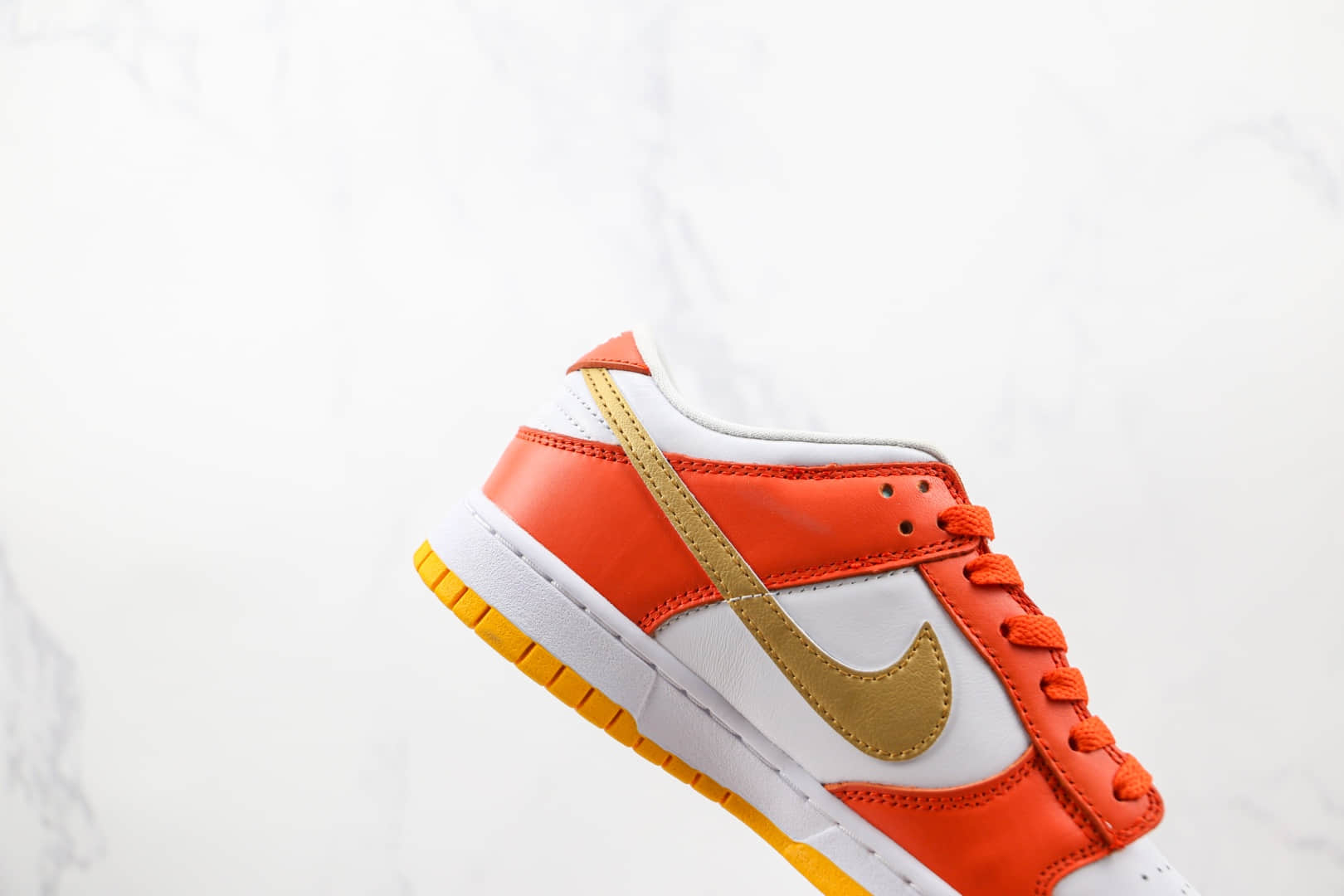 耐克Nike Dunk Low Golden Orange纯原版本低帮SB DUNK白金橙色板鞋原楦头纸板打造 货号：DQ4690-800