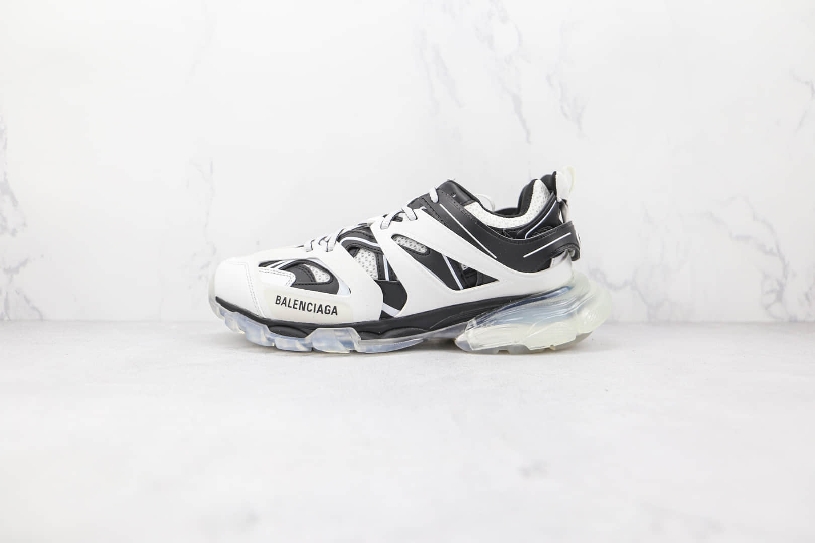 巴黎世家Balenciaga Triple S纯原版本黑白拼色三代复古老爹鞋原档案数据开发