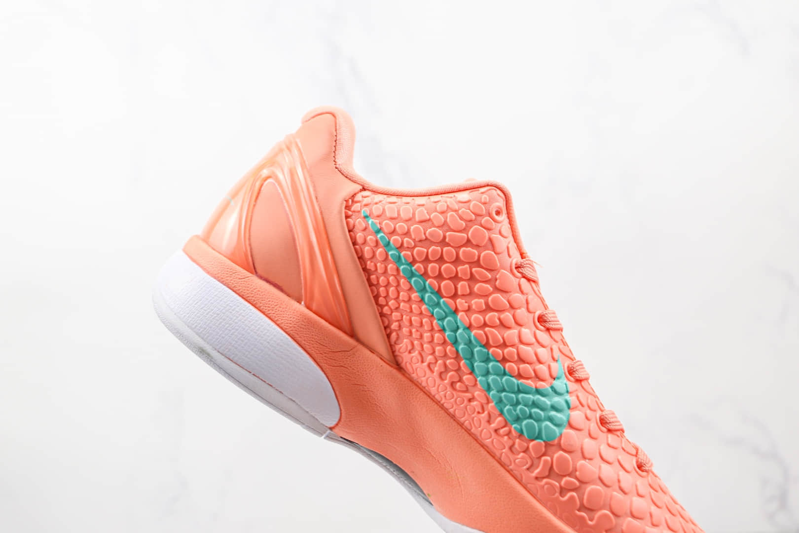 耐克Nike Zoom Kobe VI纯原版本科比6代粉蓝色篮球鞋内置碳板支持实战 货号：CW2190-600