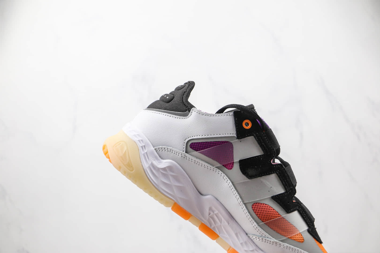 阿迪达斯Adidas Originals NiteBall纯原版本街球系列白粉紫色渐变篮球鞋原楦头纸板打造 货号：S24138