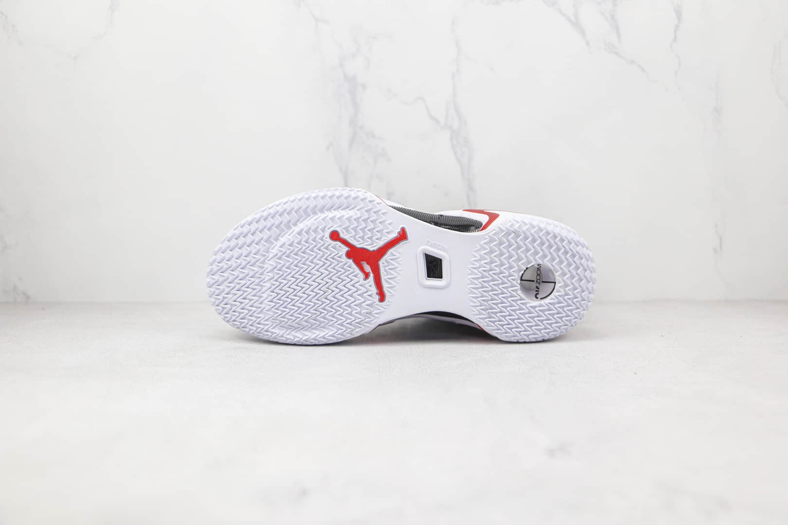 乔丹Air Jordan XXXVI纯原版本白黑红色AJ36篮球鞋原楦头纸板打造 货号：DA9053-100