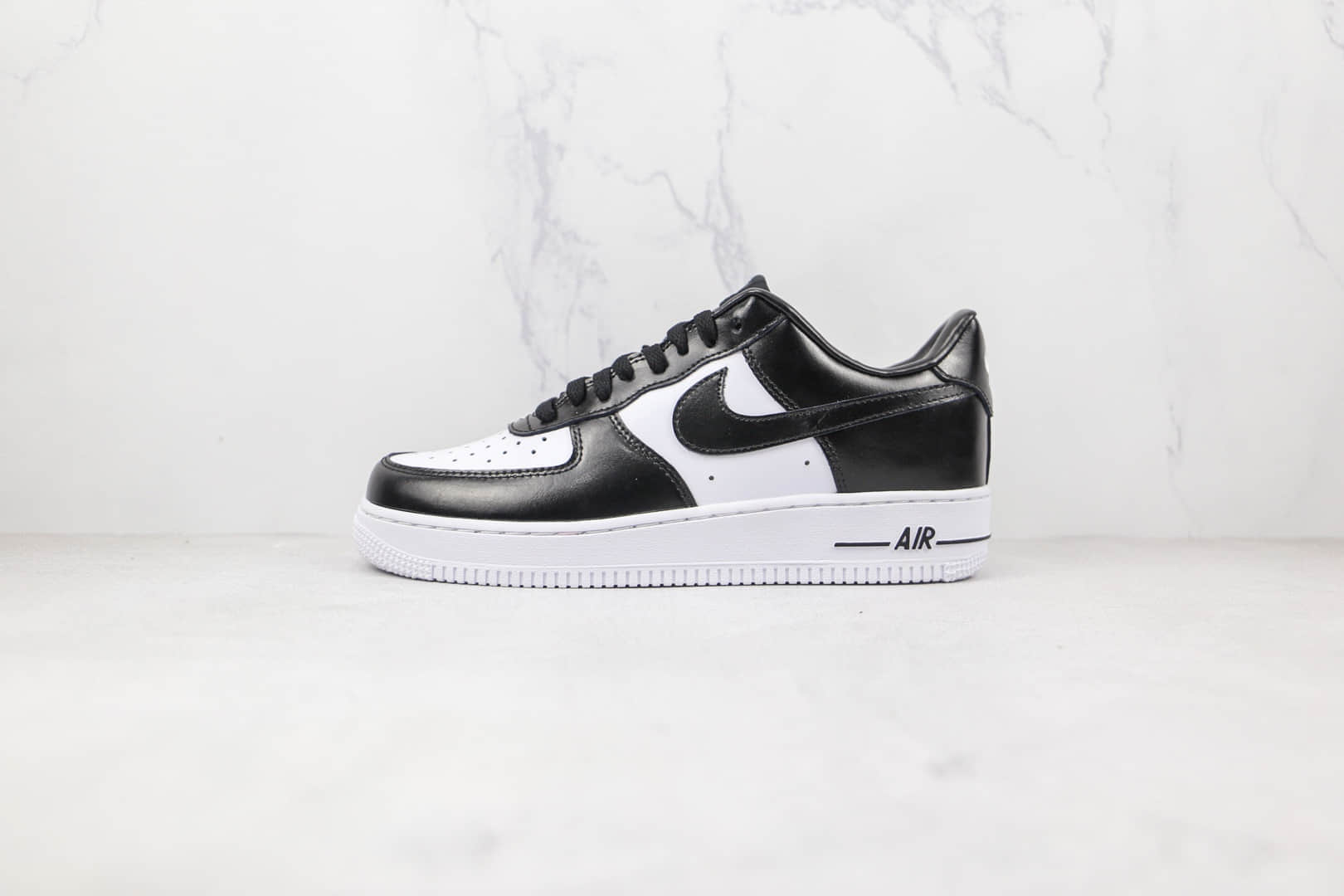 耐克NIke Air Force 1纯原版本低帮空军一号黑白熊猫板鞋内置气垫 货号：AQ4134-100