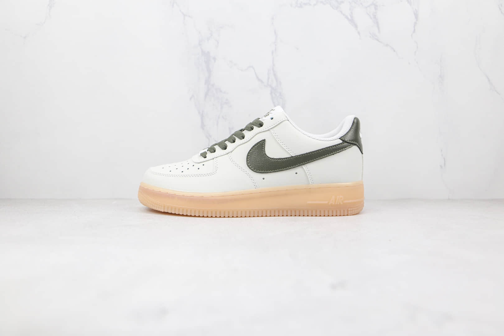 耐克Nike Air Force 1 07纯原版本低帮空军一号白绿色生胶板鞋原档案数据开发 货号：CJ1608-100