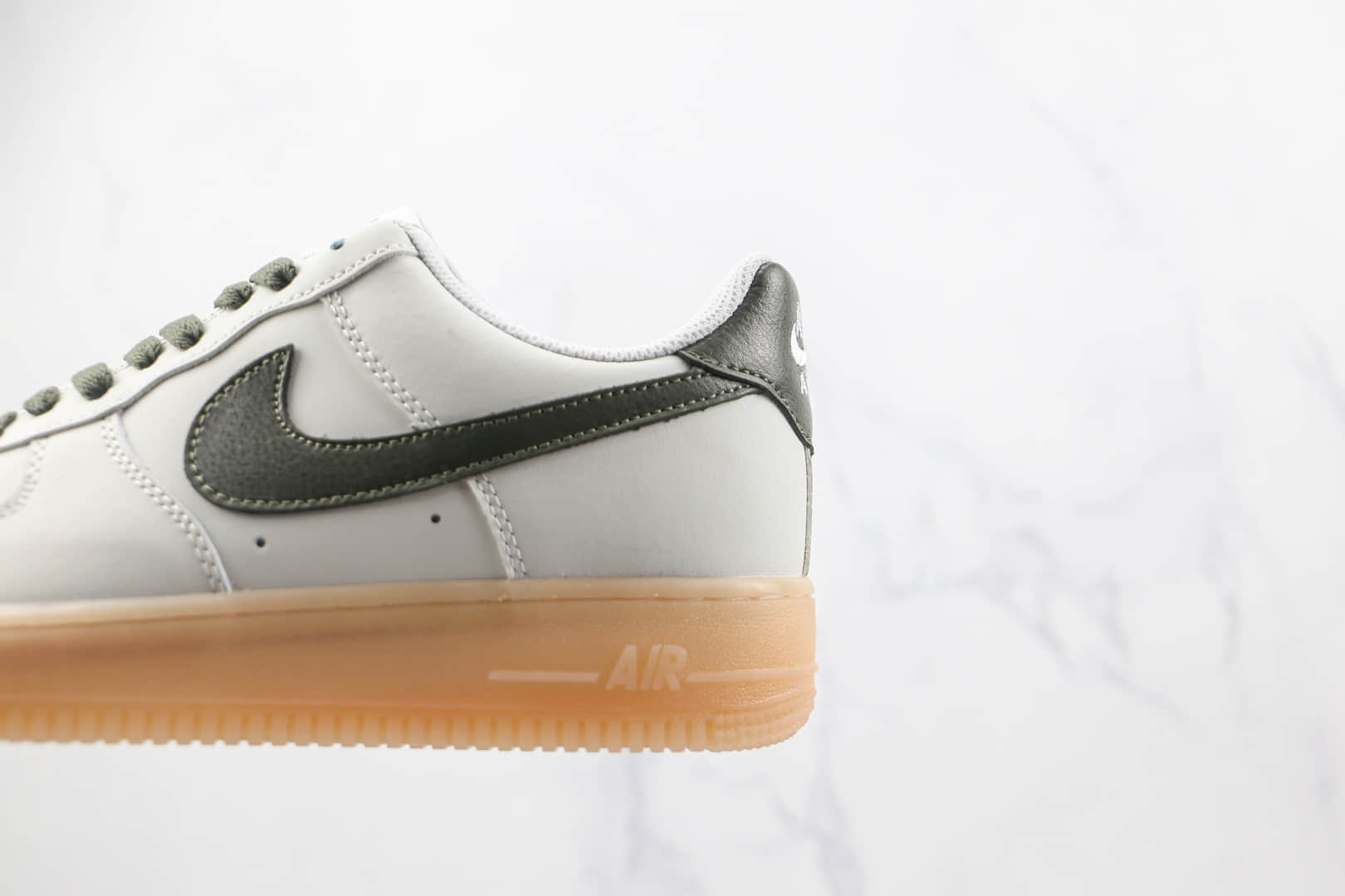 耐克Nike Air Force 1 07纯原版本低帮空军一号白绿色生胶板鞋原档案数据开发 货号：CJ1608-100